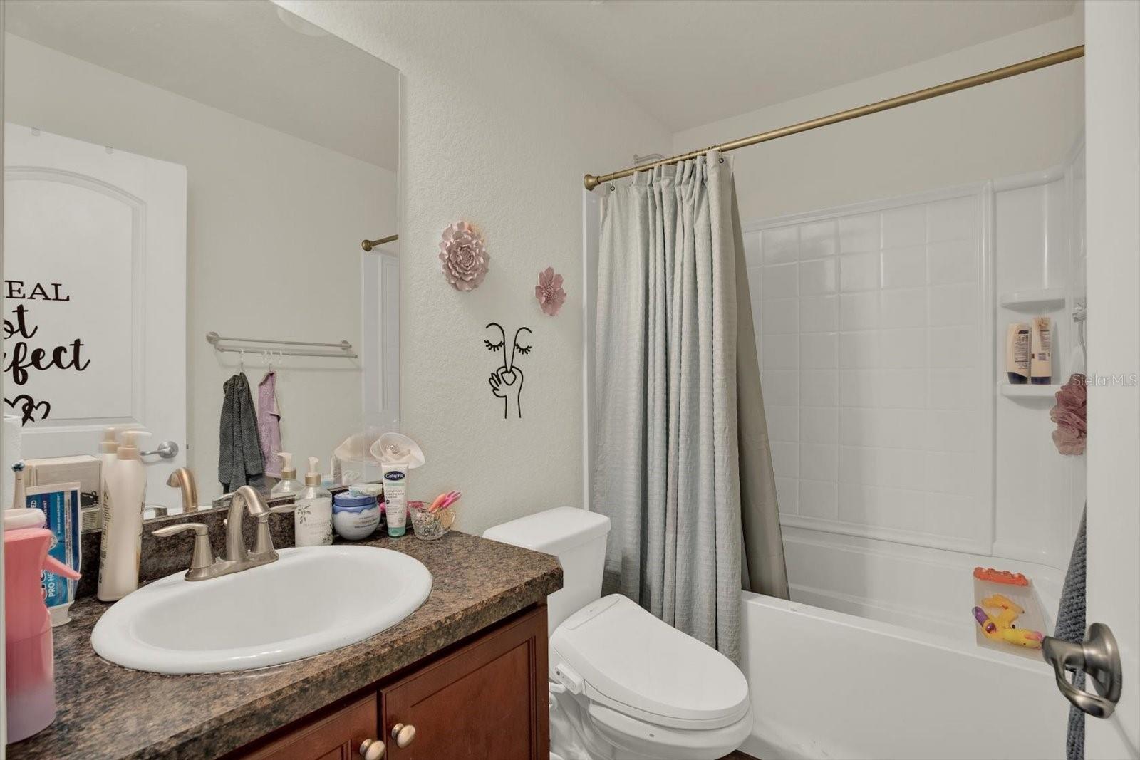 Image 22 of 34 For 14061 White Plains Street