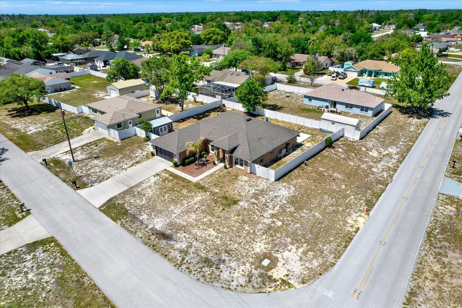 Image 31 of 34 For 14061 White Plains Street