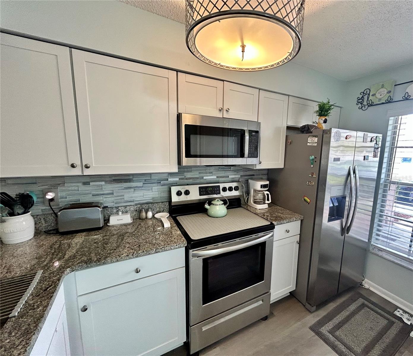 Image 7 of 59 For 6433 Tina Drive 14