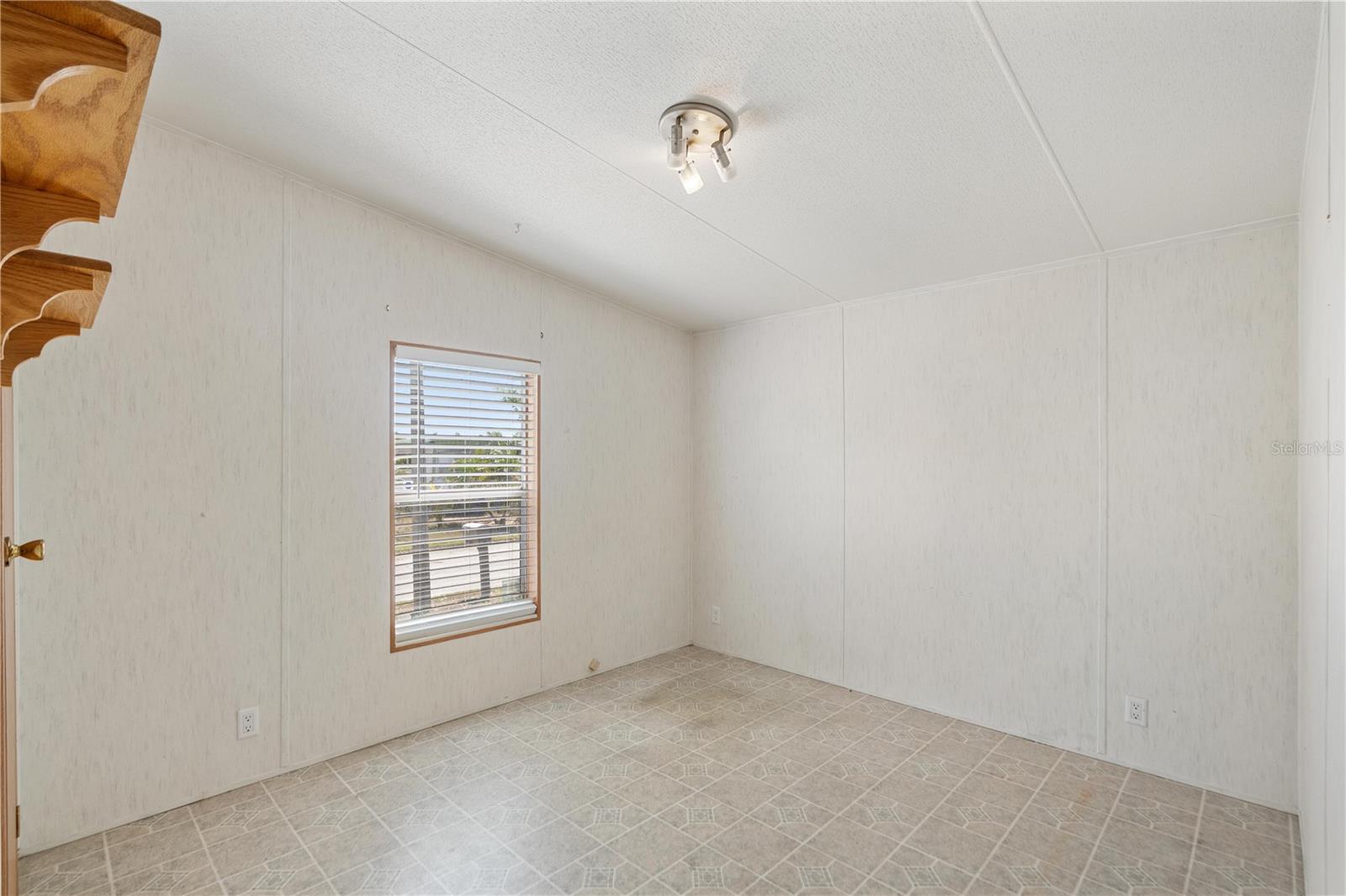 Image 14 of 24 For 5205 Botany Drive