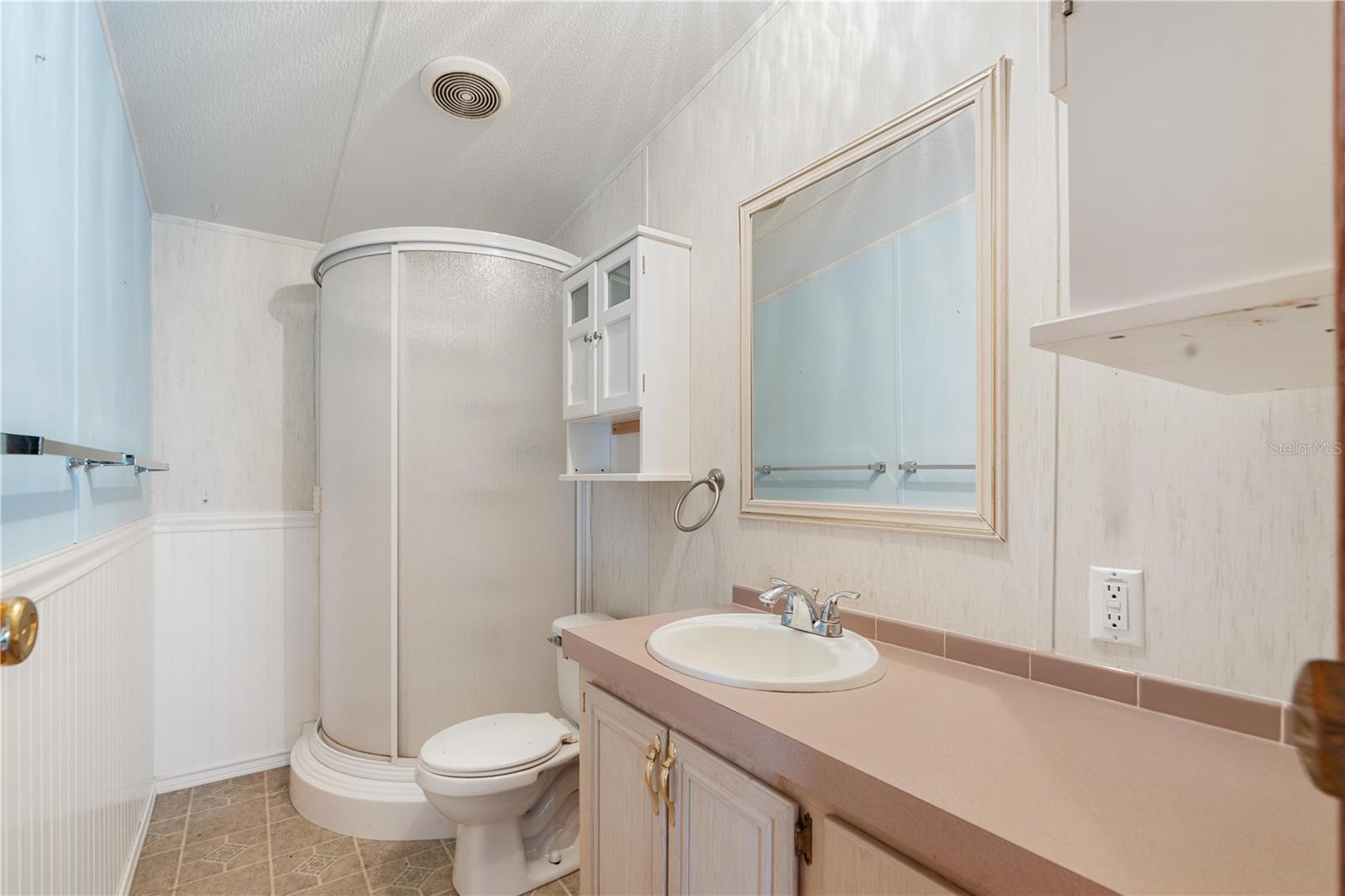 Image 16 of 24 For 5205 Botany Drive