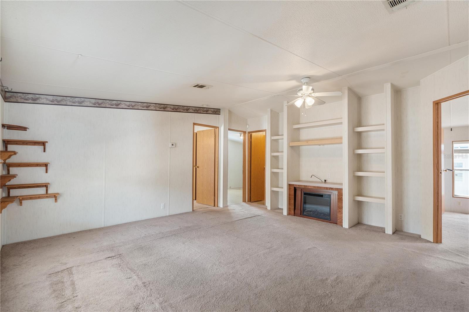 Image 4 of 24 For 5205 Botany Drive