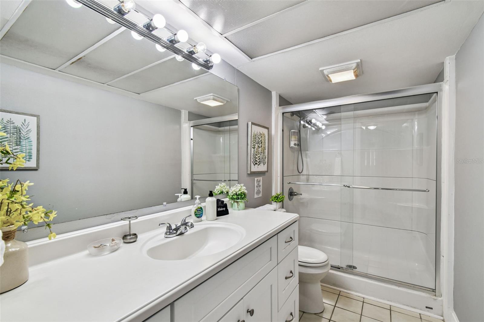 Image 13 of 78 For 5005 Puritan Road