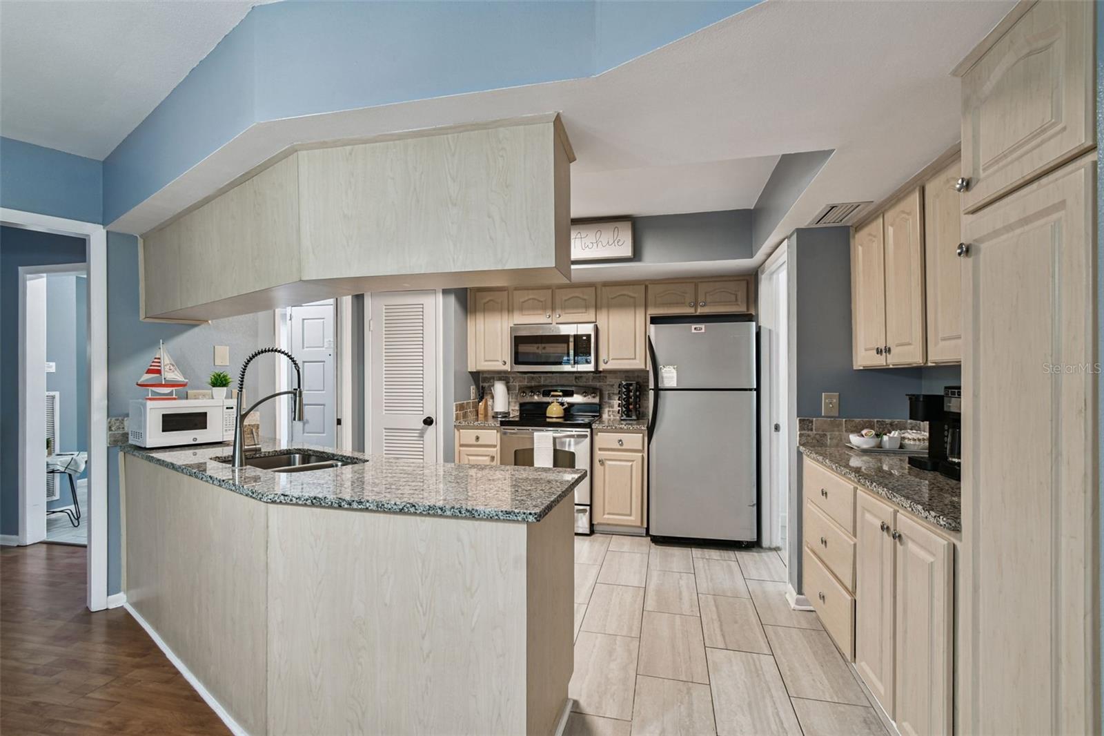 Image 26 of 78 For 5005 Puritan Road