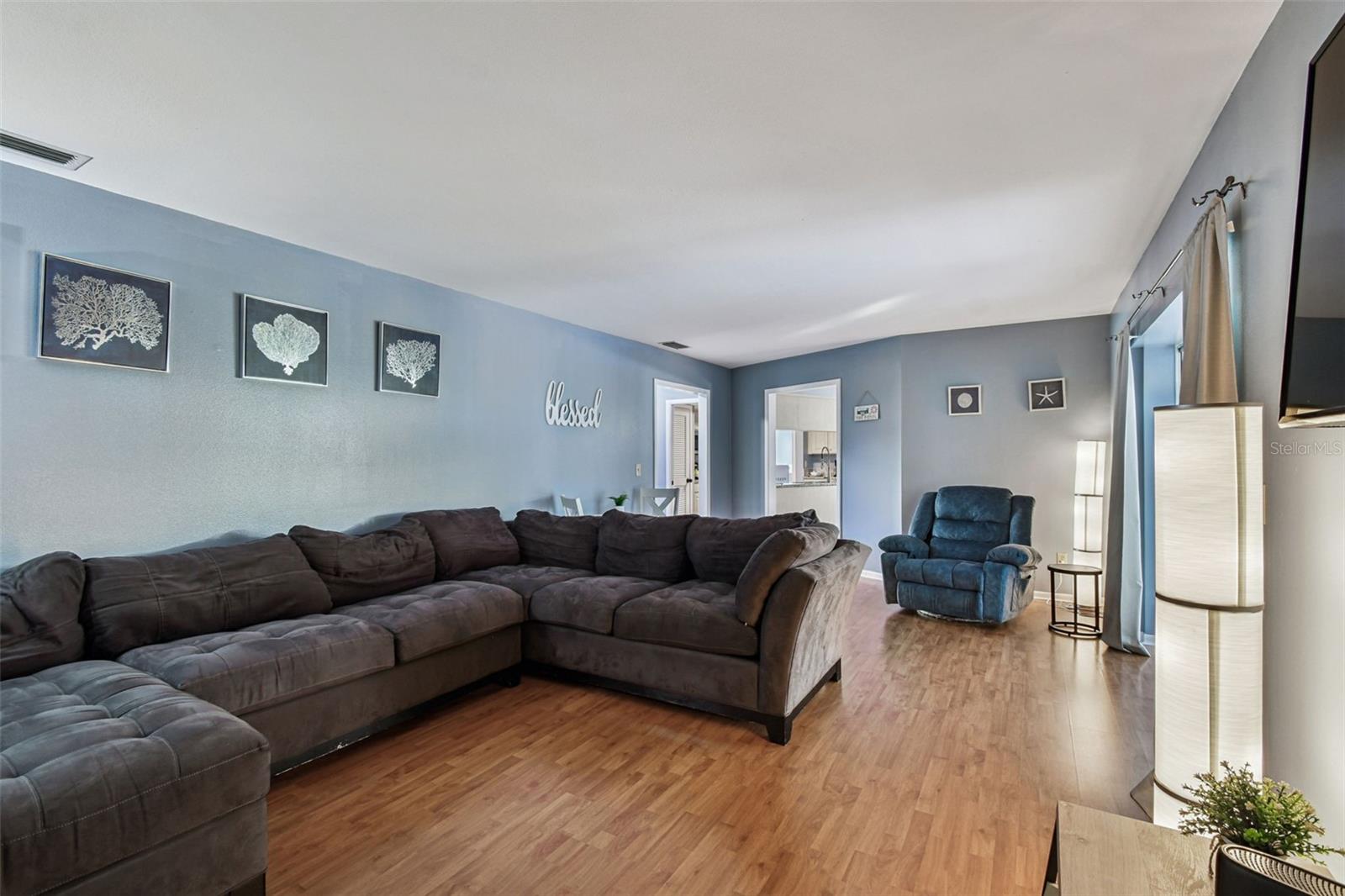 Image 9 of 78 For 5005 Puritan Road