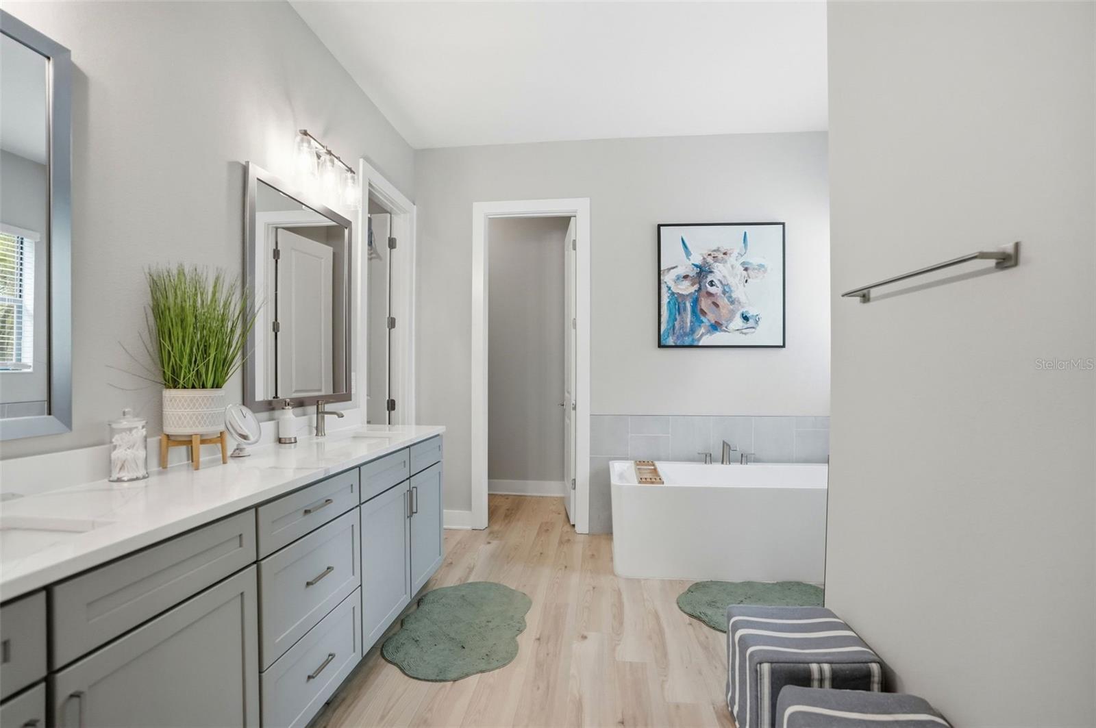 Image 13 of 99 For 13232 Oldenburg Drive