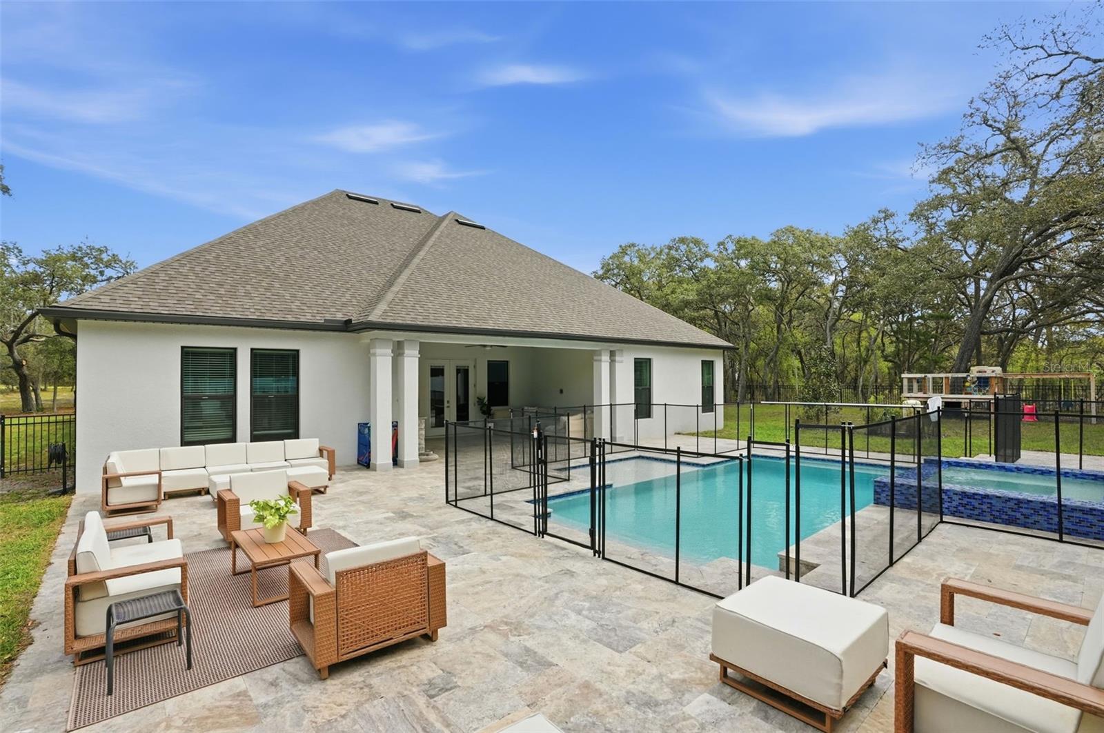 Image 15 of 99 For 13232 Oldenburg Drive