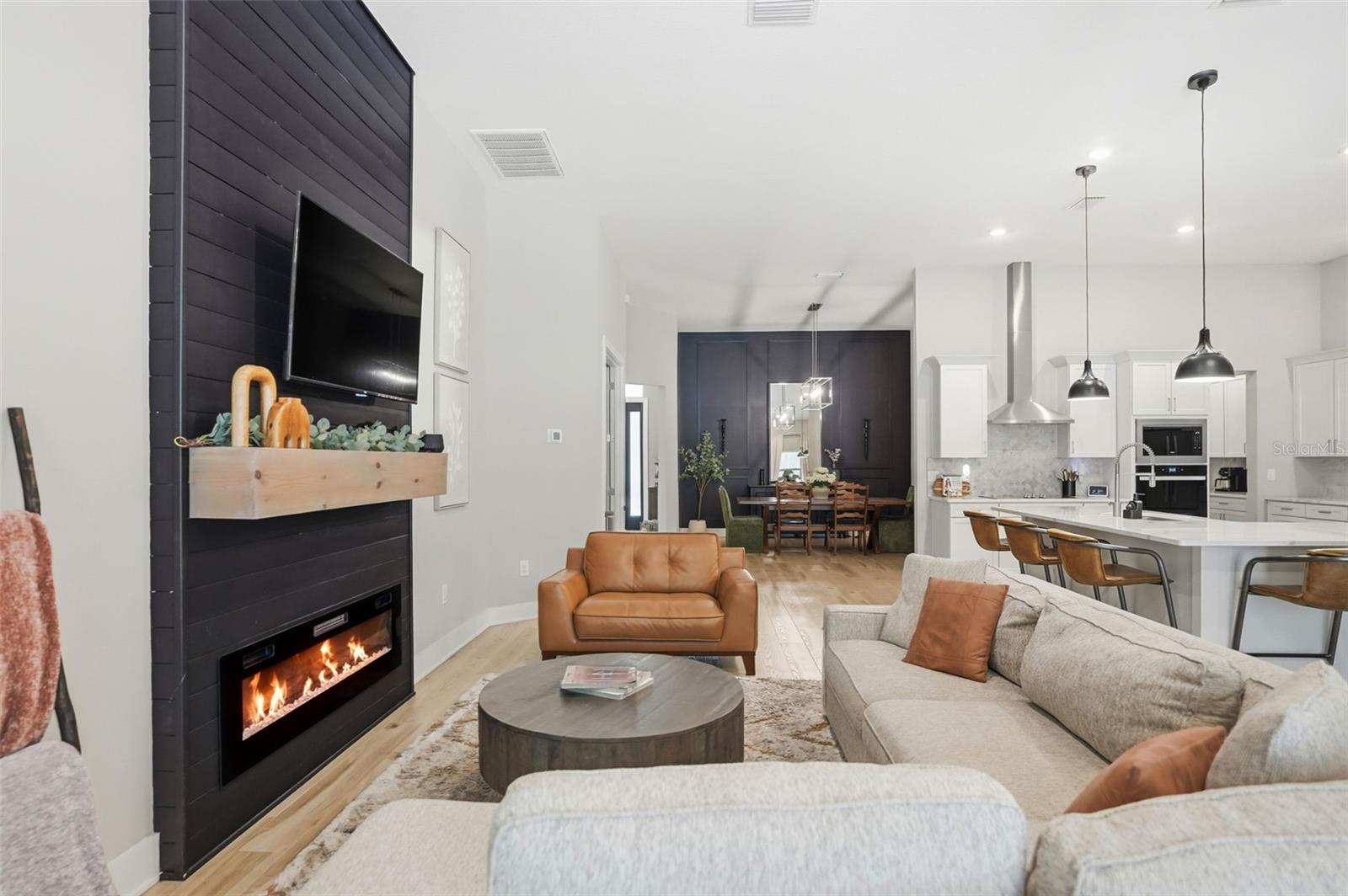 Image 25 of 99 For 13232 Oldenburg Drive