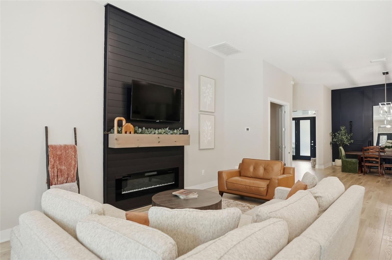 Image 26 of 99 For 13232 Oldenburg Drive