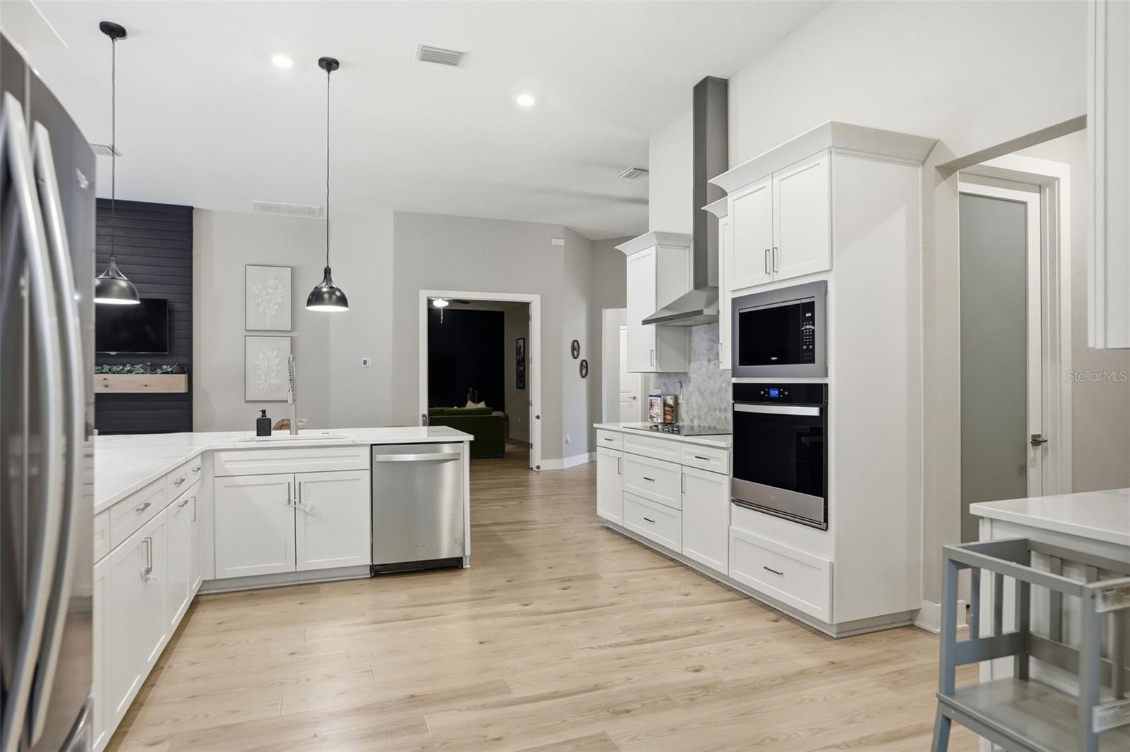 Image 33 of 99 For 13232 Oldenburg Drive