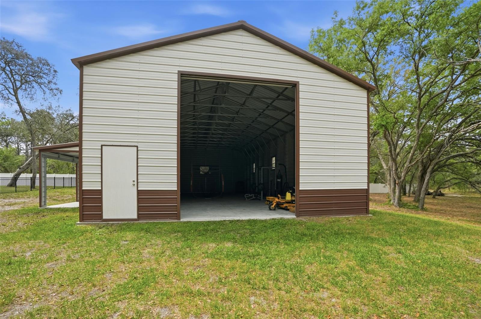 Image 4 of 99 For 13232 Oldenburg Drive