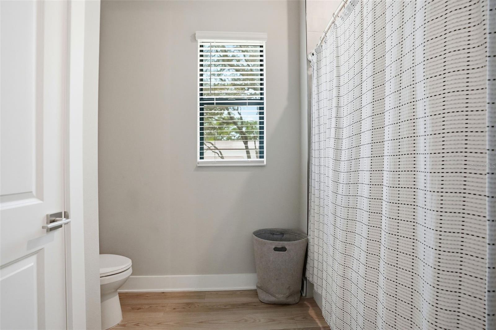 Image 70 of 99 For 13232 Oldenburg Drive