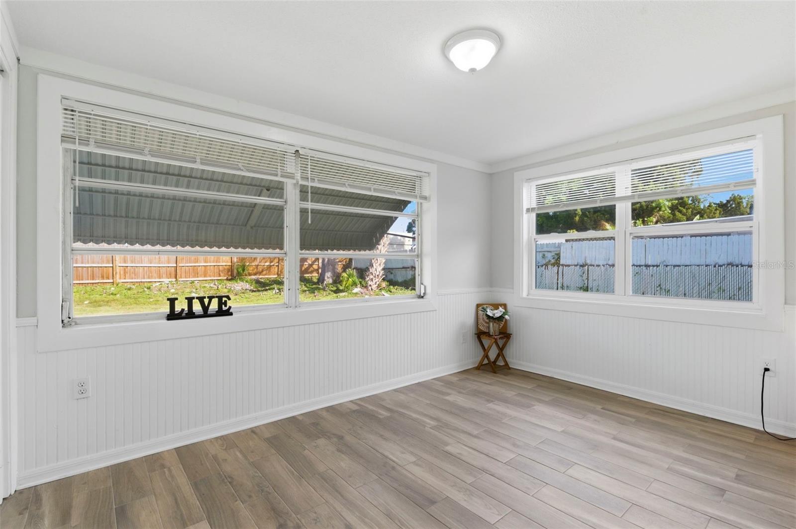 Image 19 of 53 For 9033 Pegasus Avenue