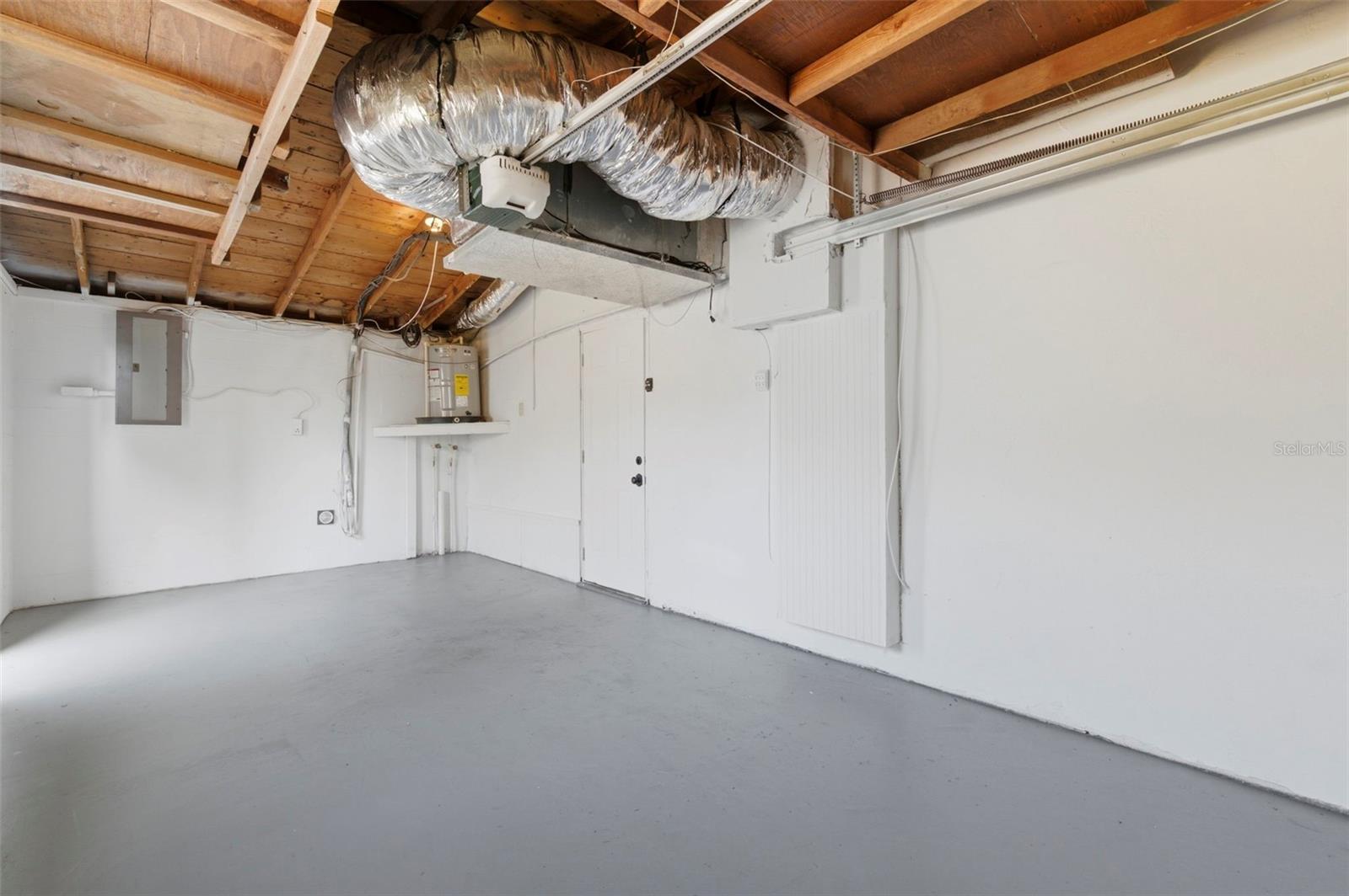 Image 32 of 53 For 9033 Pegasus Avenue