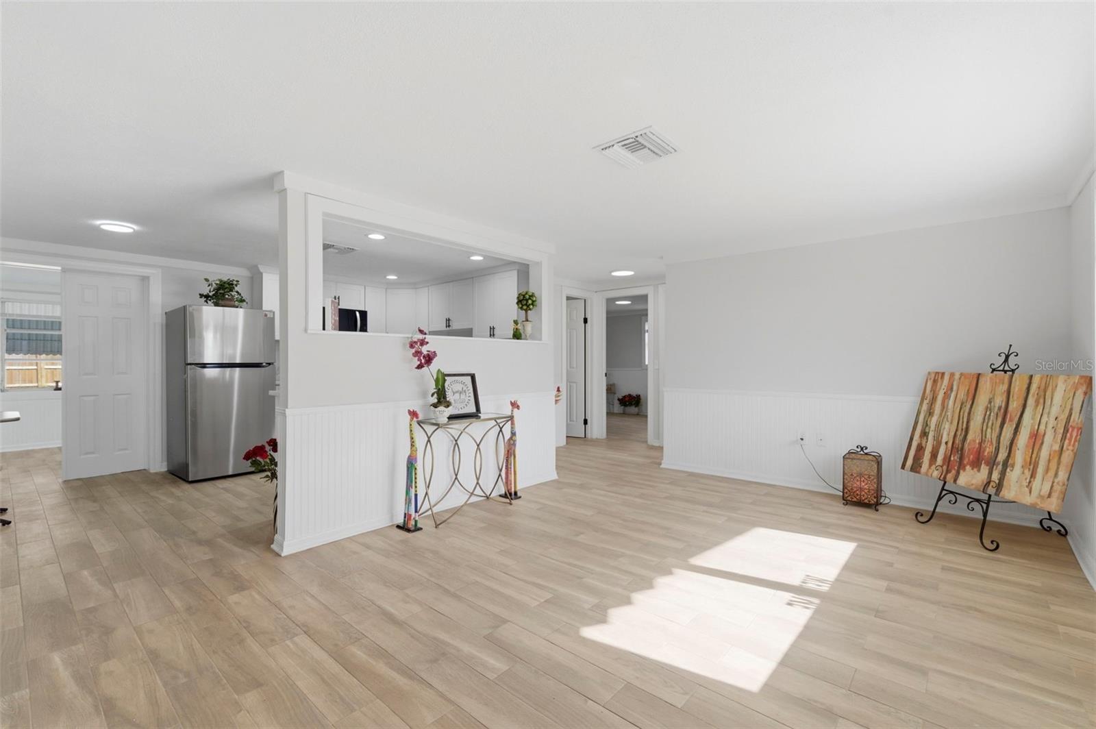 Image 6 of 53 For 9033 Pegasus Avenue