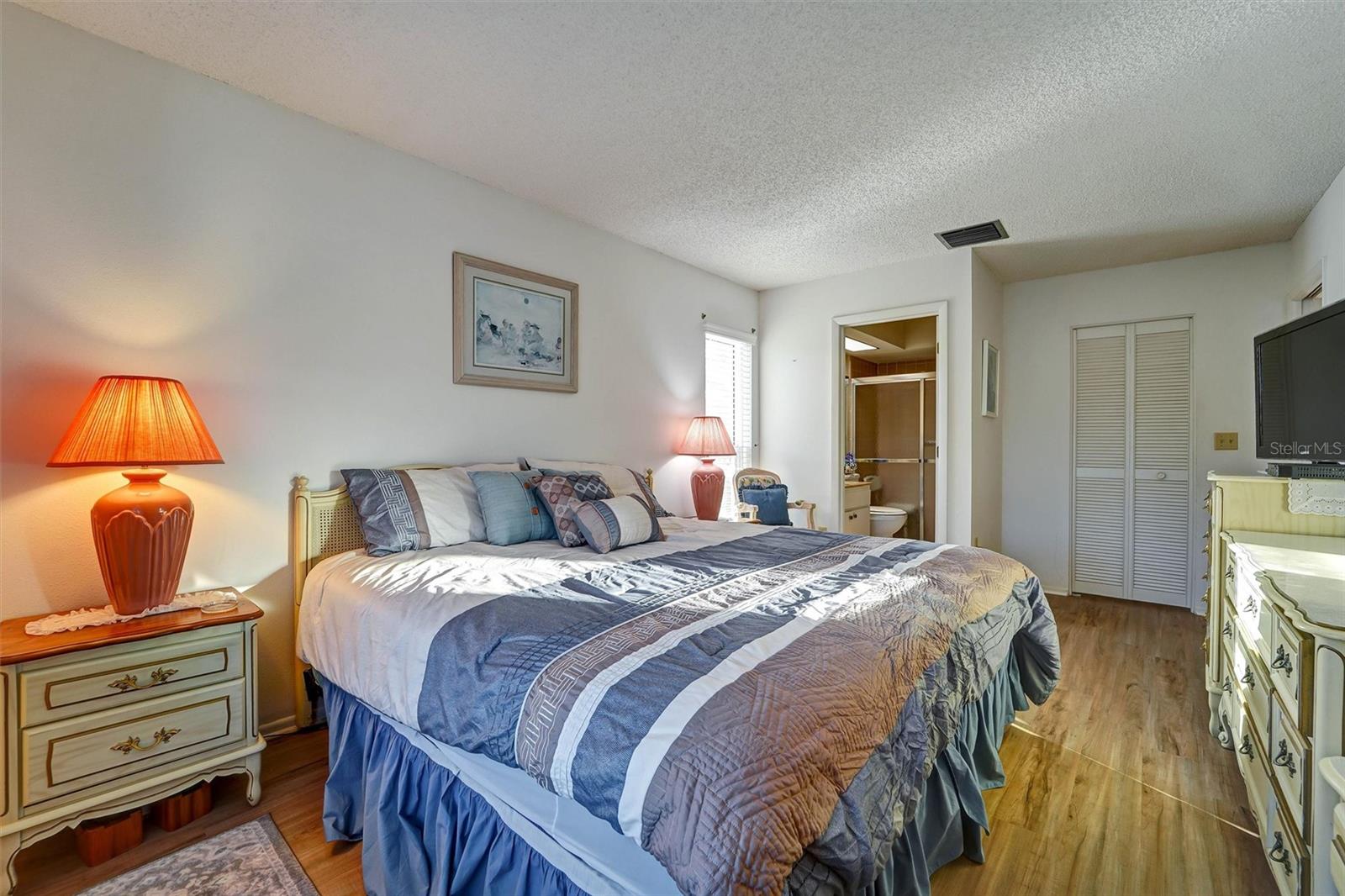 Image 16 of 18 For 11340 Dollar Lake Drive 2