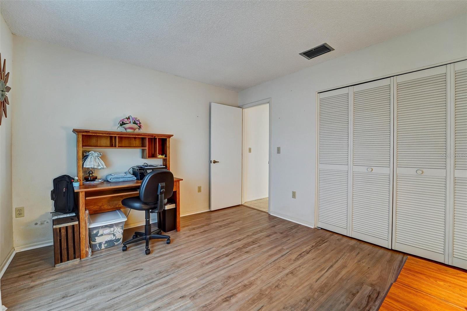 Image 18 of 18 For 11340 Dollar Lake Drive 2