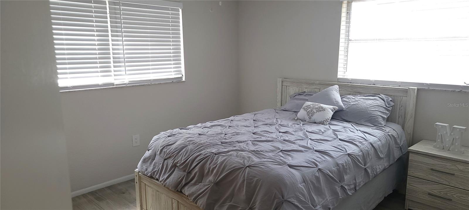 Image 20 of 35 For 10901 Oldham Road