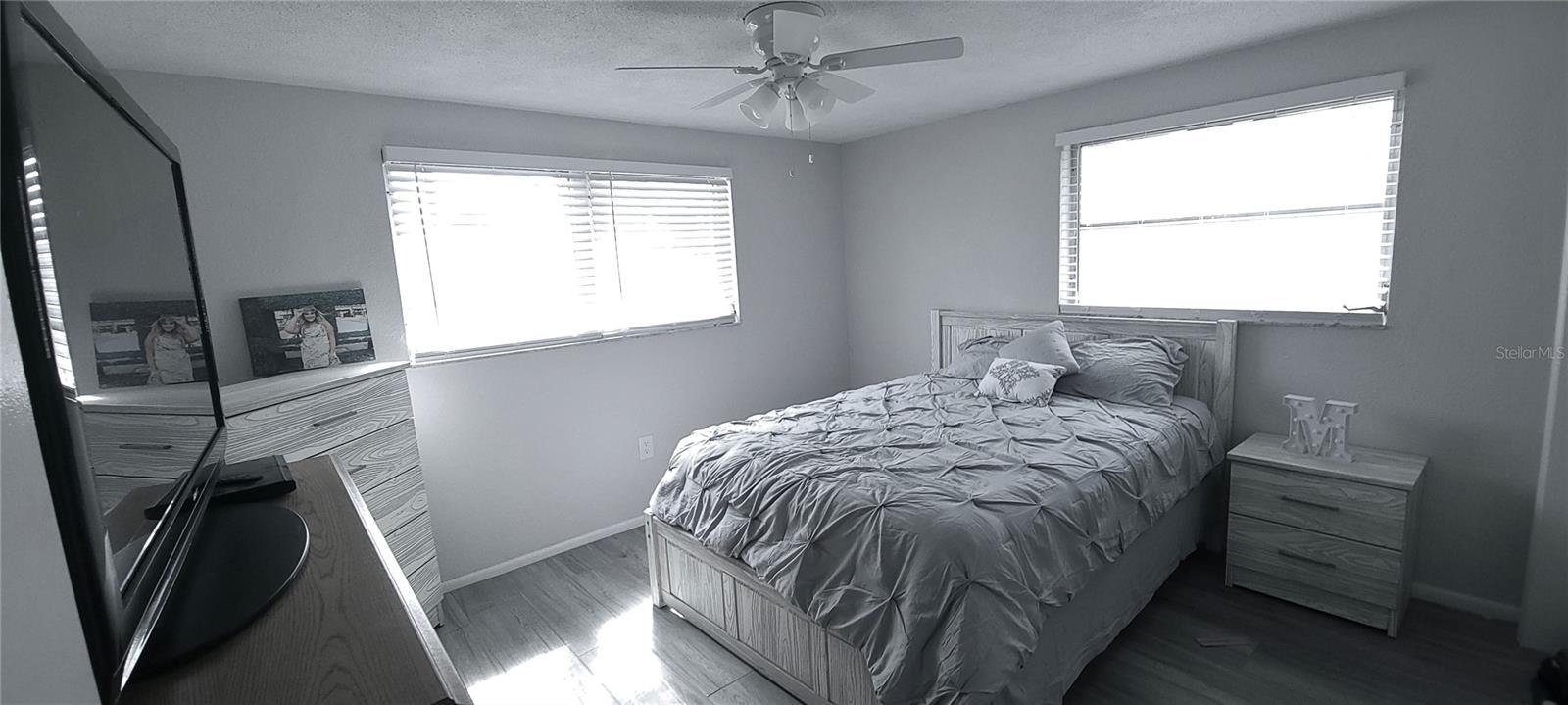 Image 21 of 35 For 10901 Oldham Road