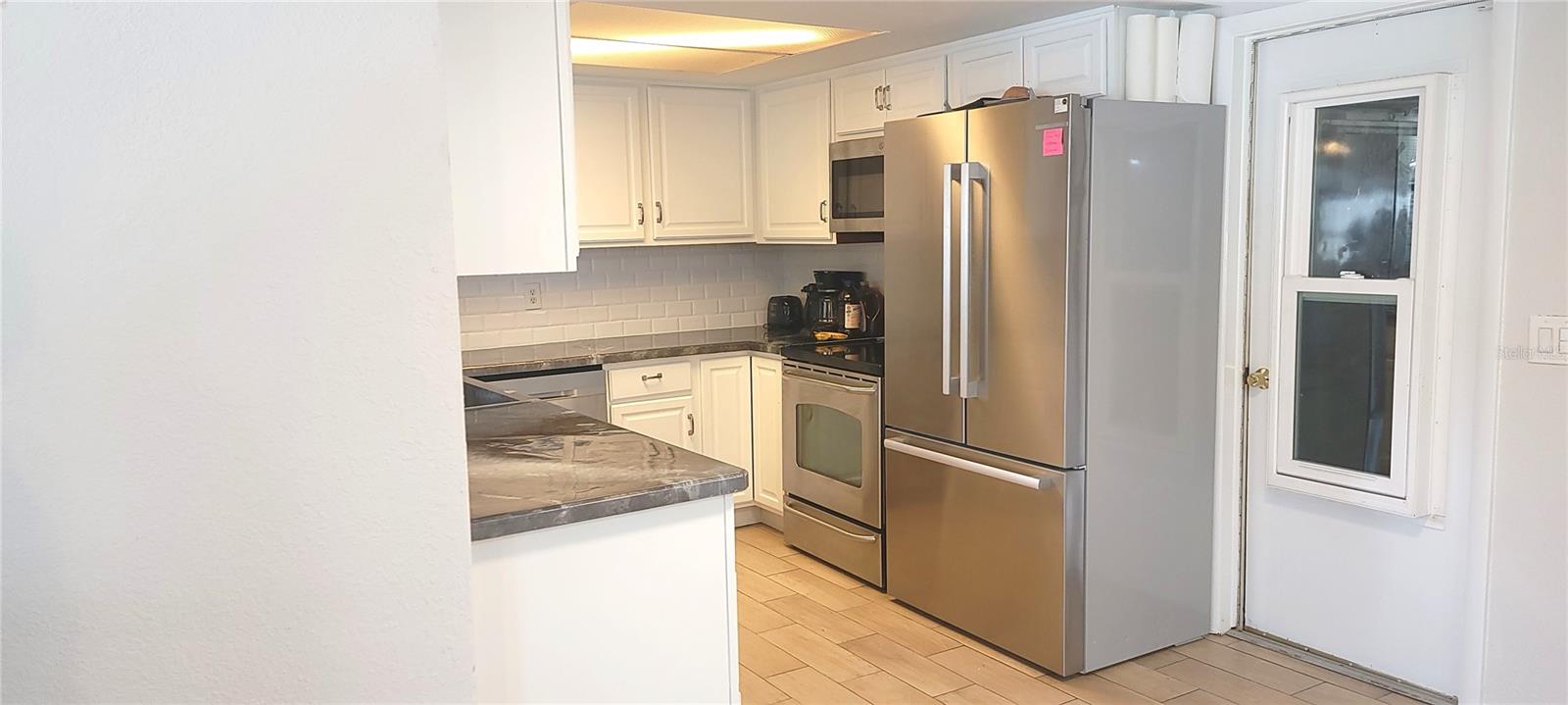 Image 6 of 35 For 10901 Oldham Road