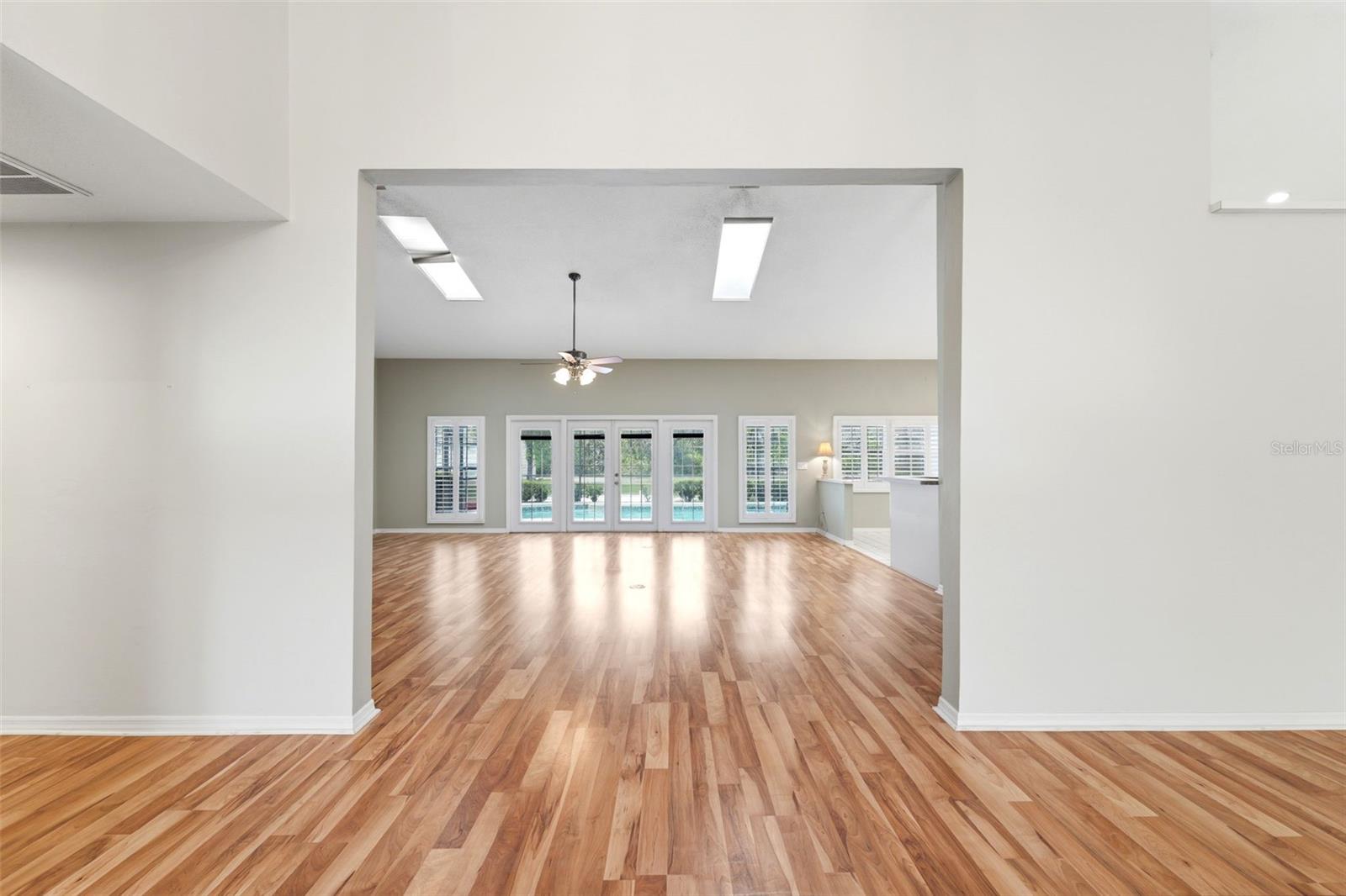 Image 3 of 68 For 18805 Kelly Road