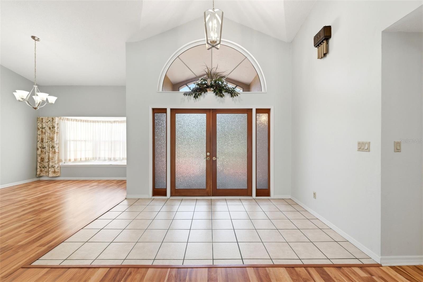 Image 4 of 68 For 18805 Kelly Road