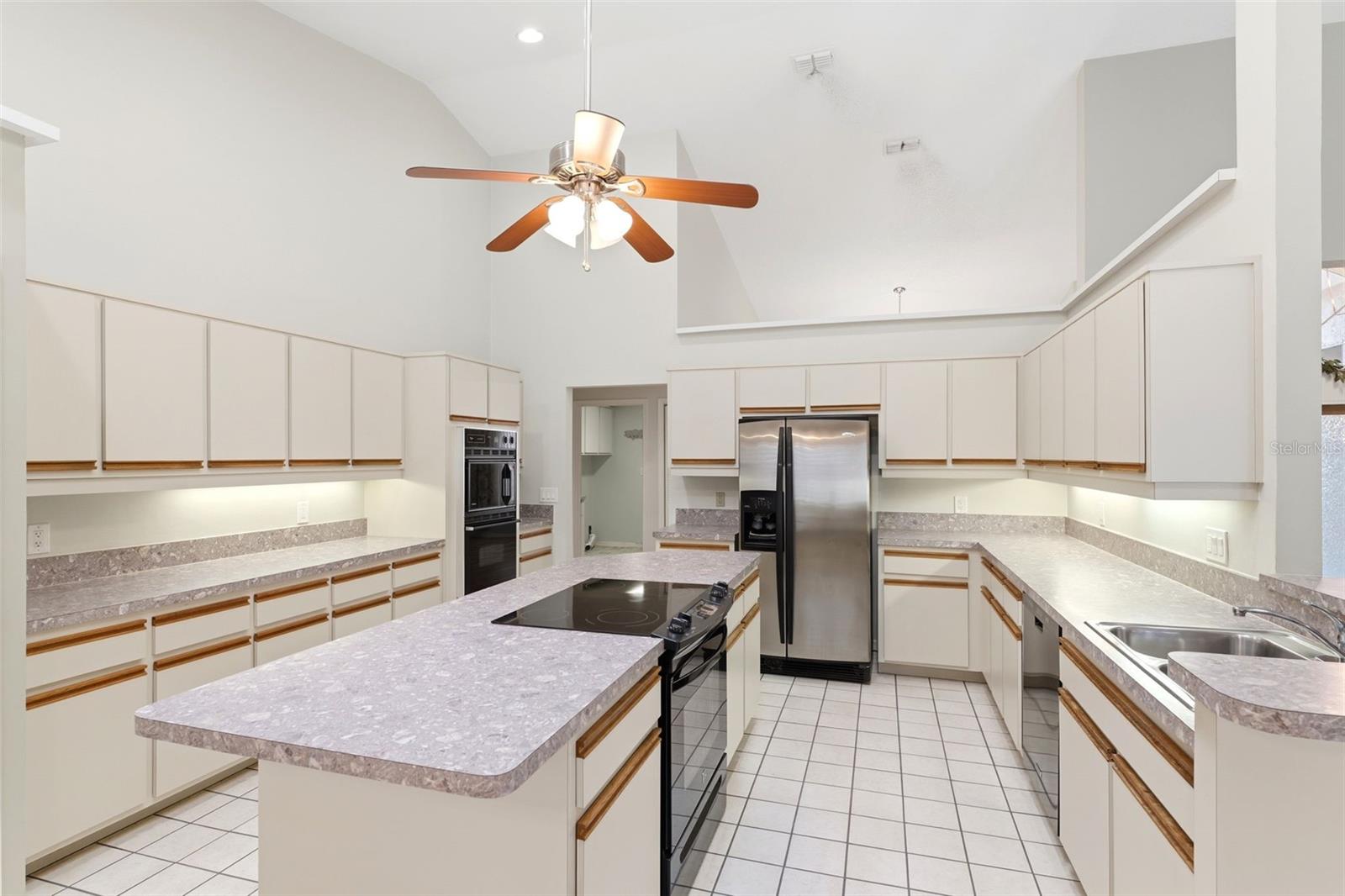 Image 47 of 68 For 18805 Kelly Road