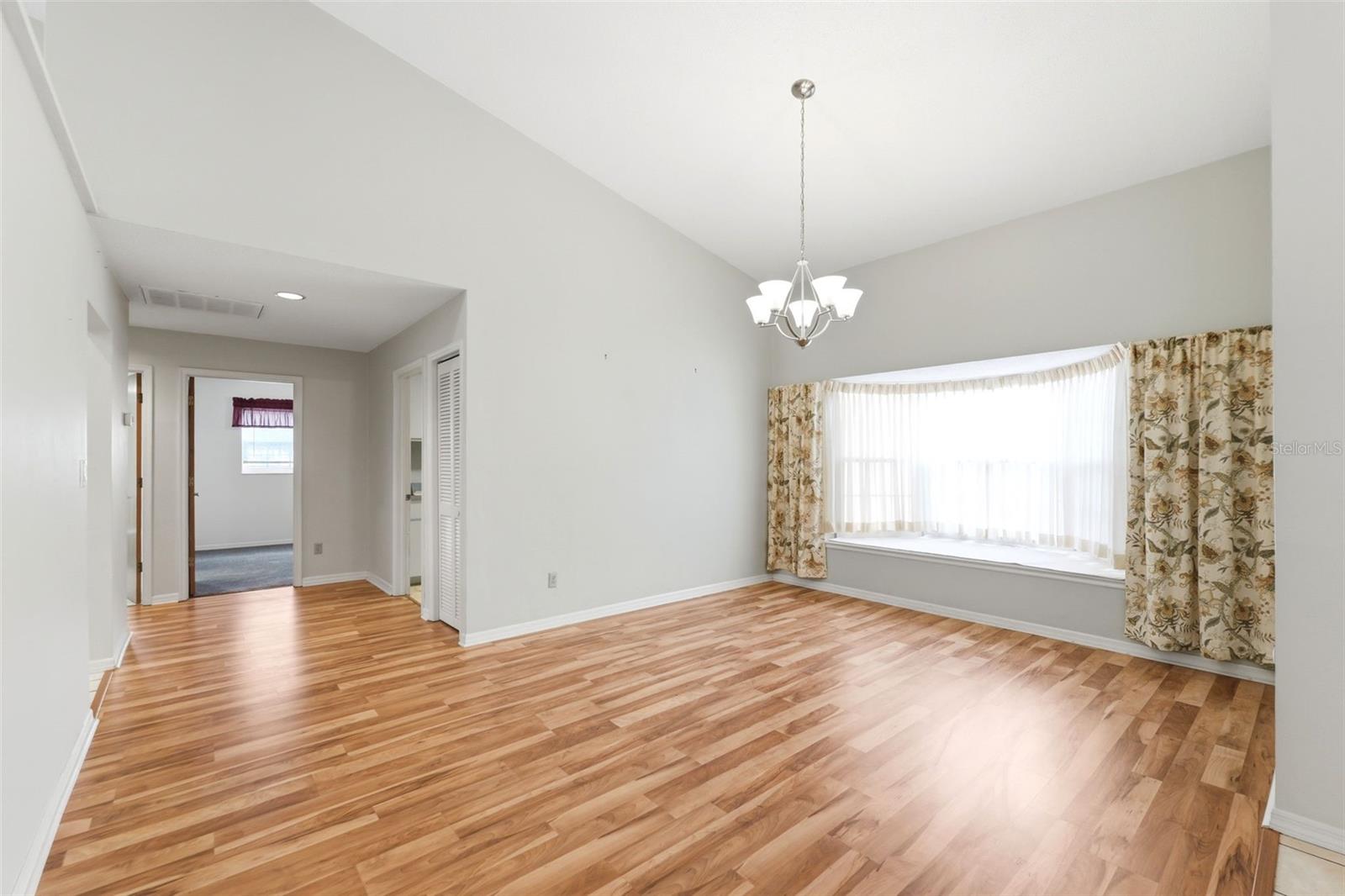 Image 6 of 68 For 18805 Kelly Road