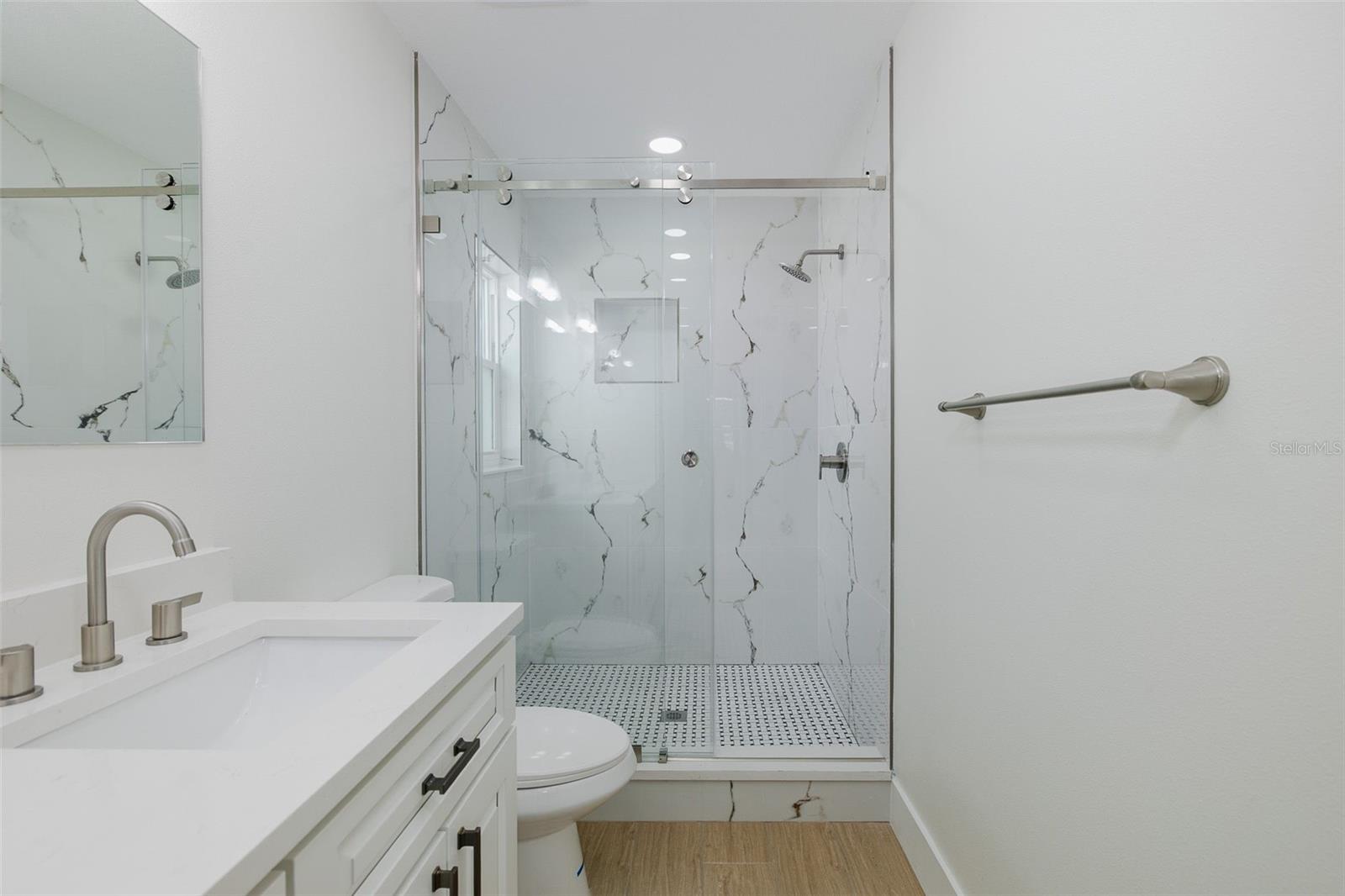 Listing photo id 19 for 2851 Butterfly Landing Drive