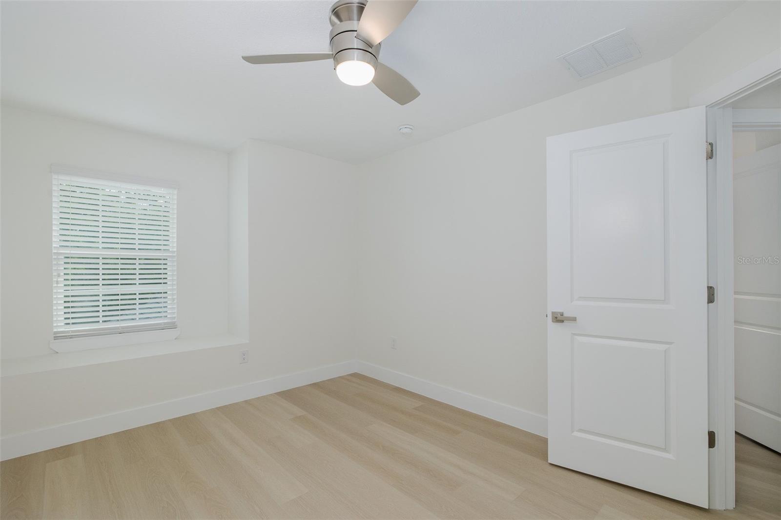 Listing photo id 22 for 2851 Butterfly Landing Drive