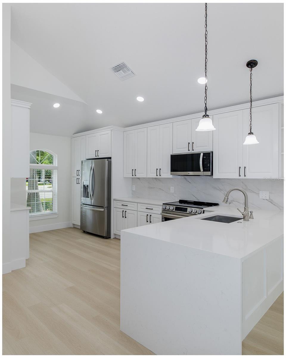 Listing photo id 2 for 2851 Butterfly Landing Drive