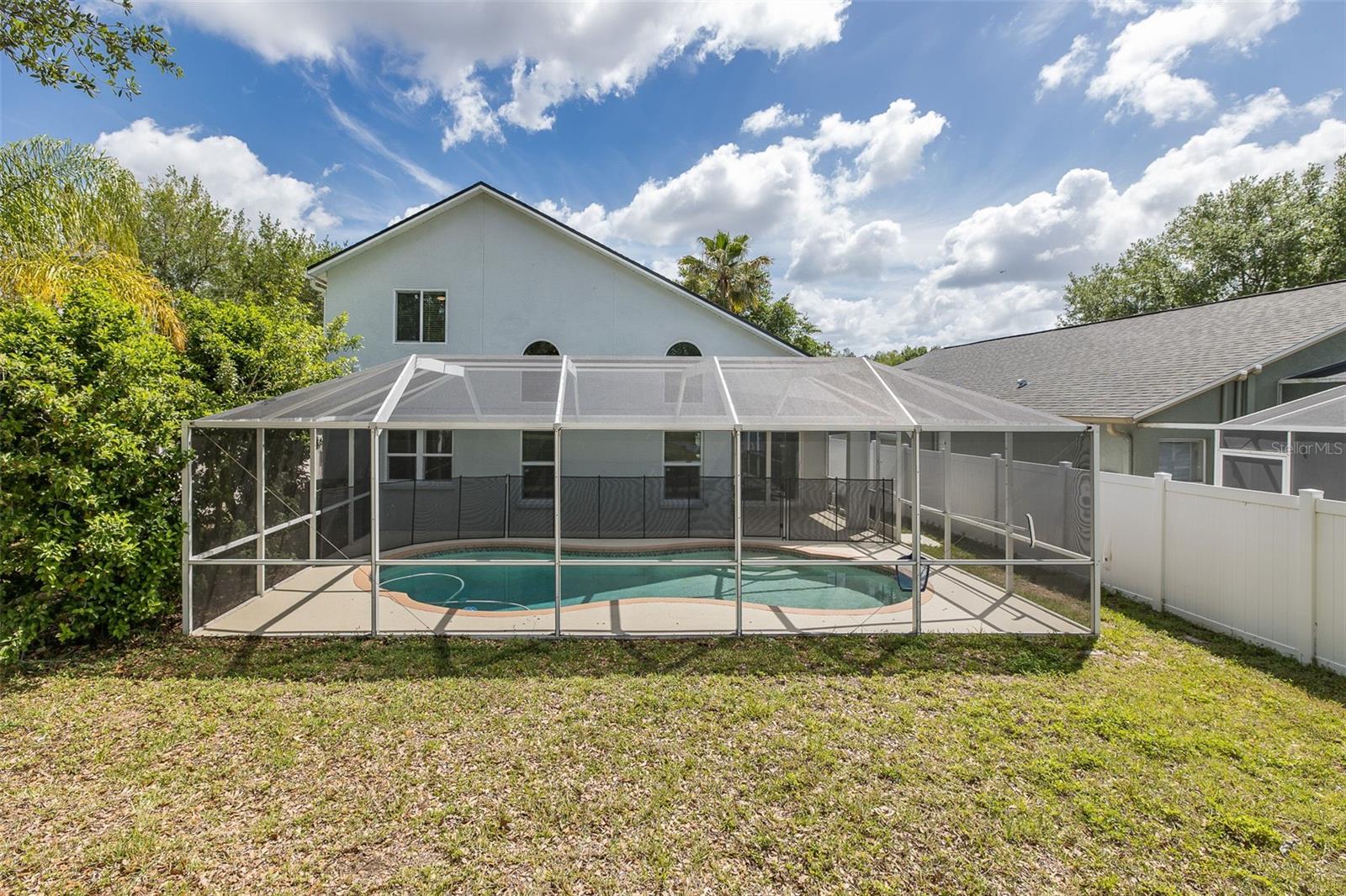 Listing photo id 42 for 2851 Butterfly Landing Drive