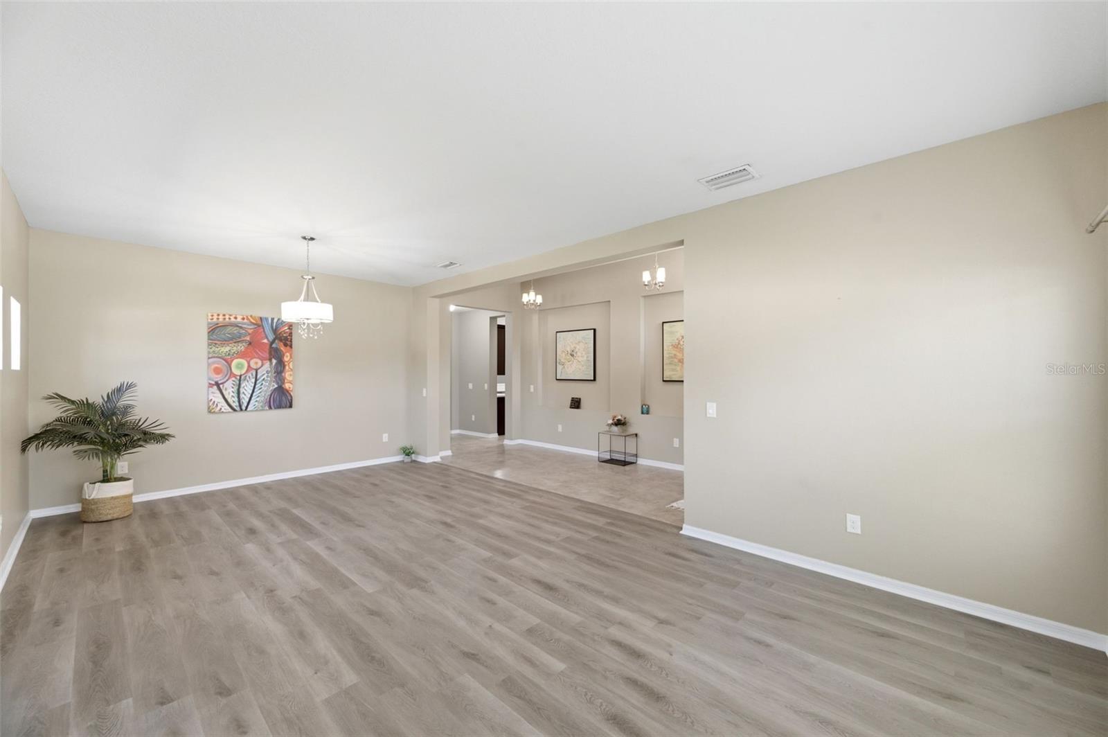 Image 15 of 100 For 8730 Briggs Marsh Court