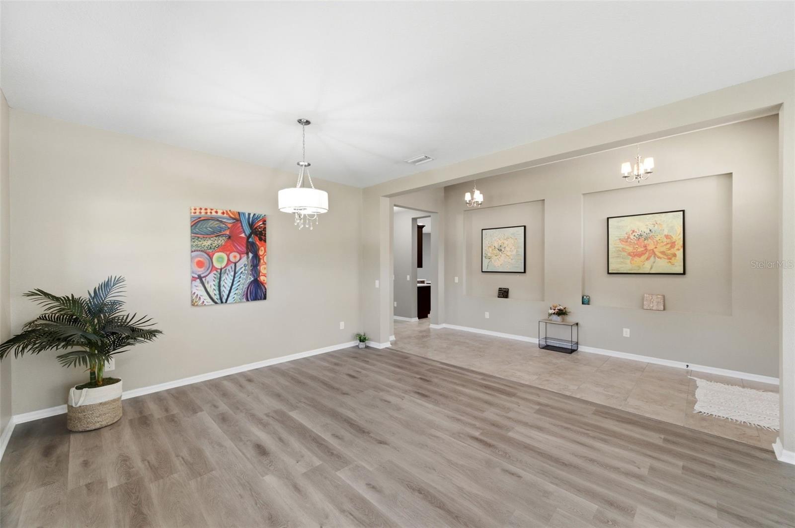 Image 16 of 100 For 8730 Briggs Marsh Court