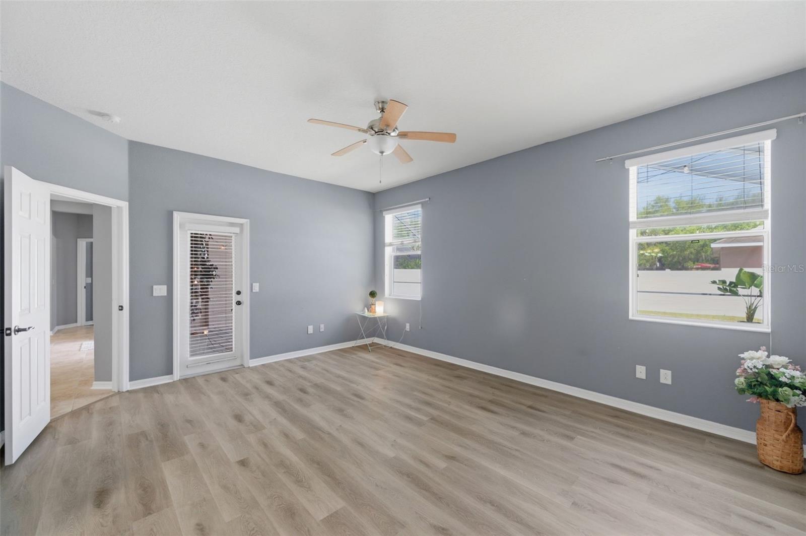 Image 37 of 100 For 8730 Briggs Marsh Court