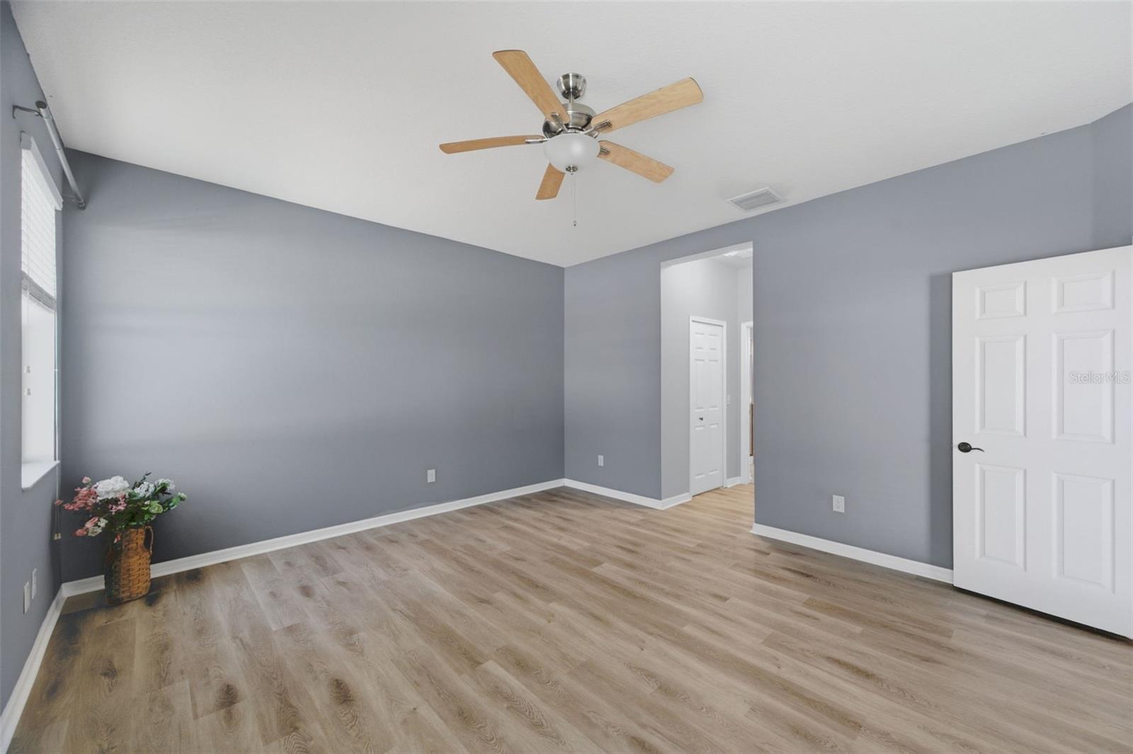 Image 38 of 100 For 8730 Briggs Marsh Court