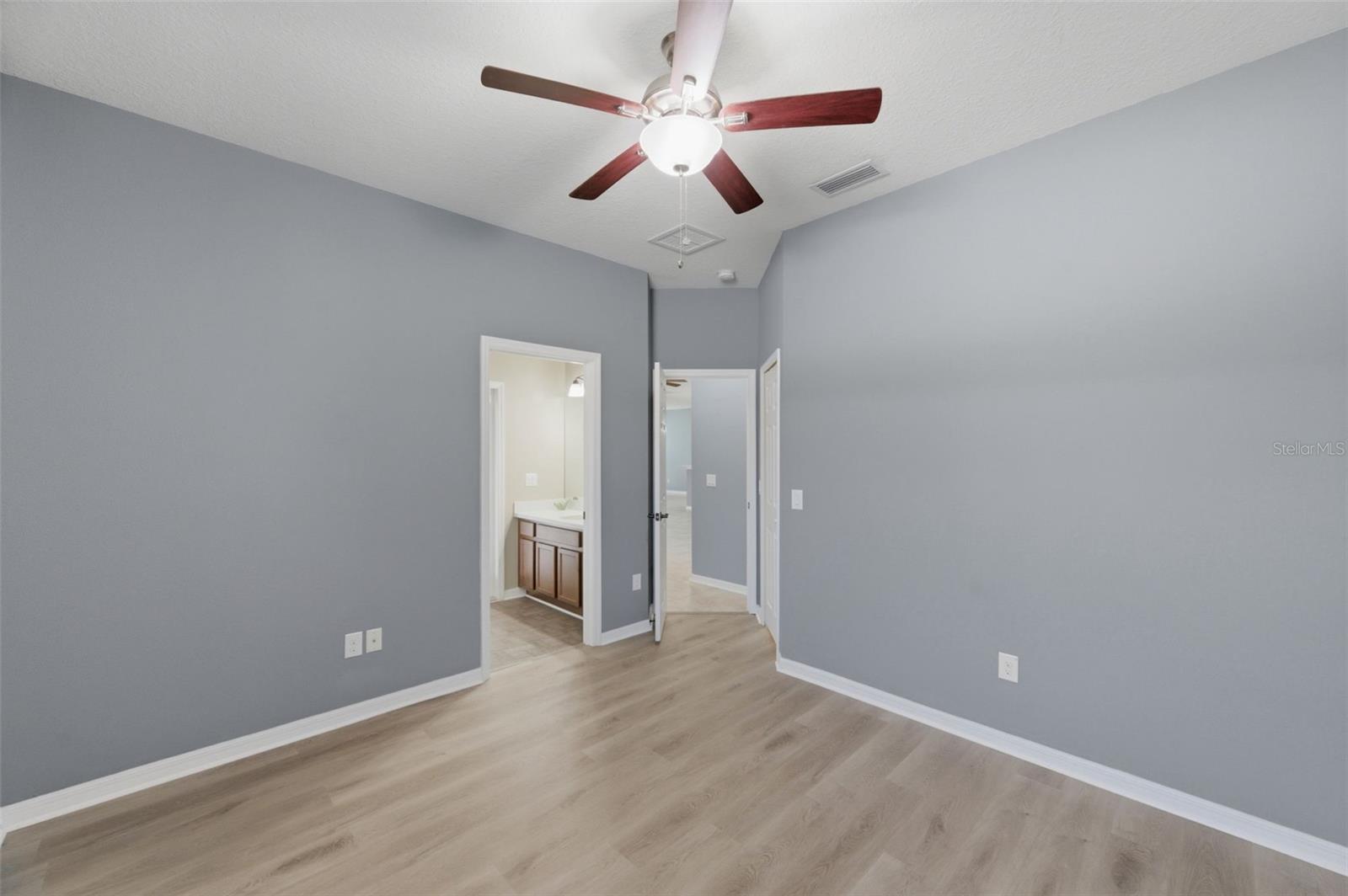 Image 46 of 100 For 8730 Briggs Marsh Court