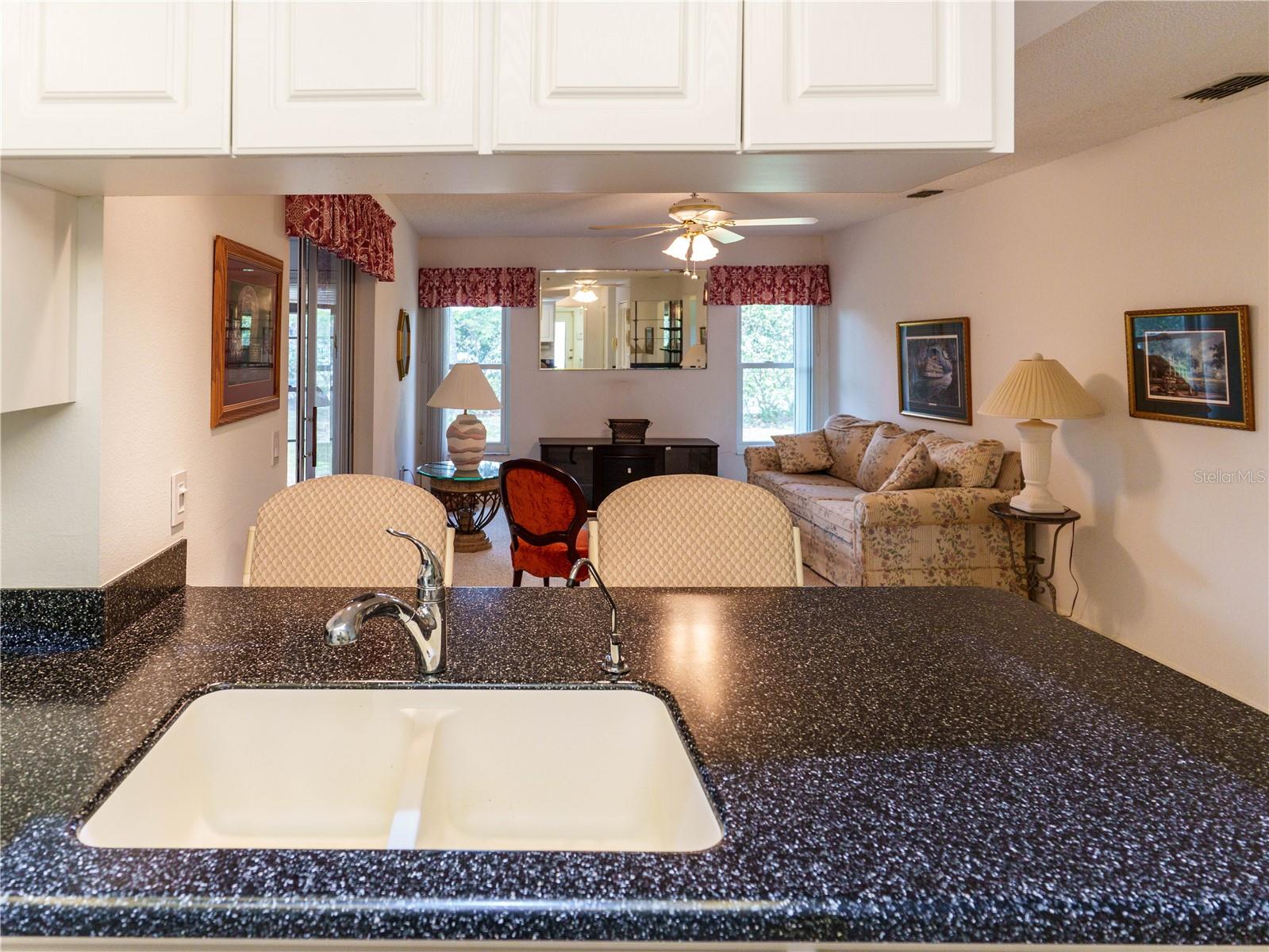 Image 11 of 29 For 8711 Gold Pine Dr