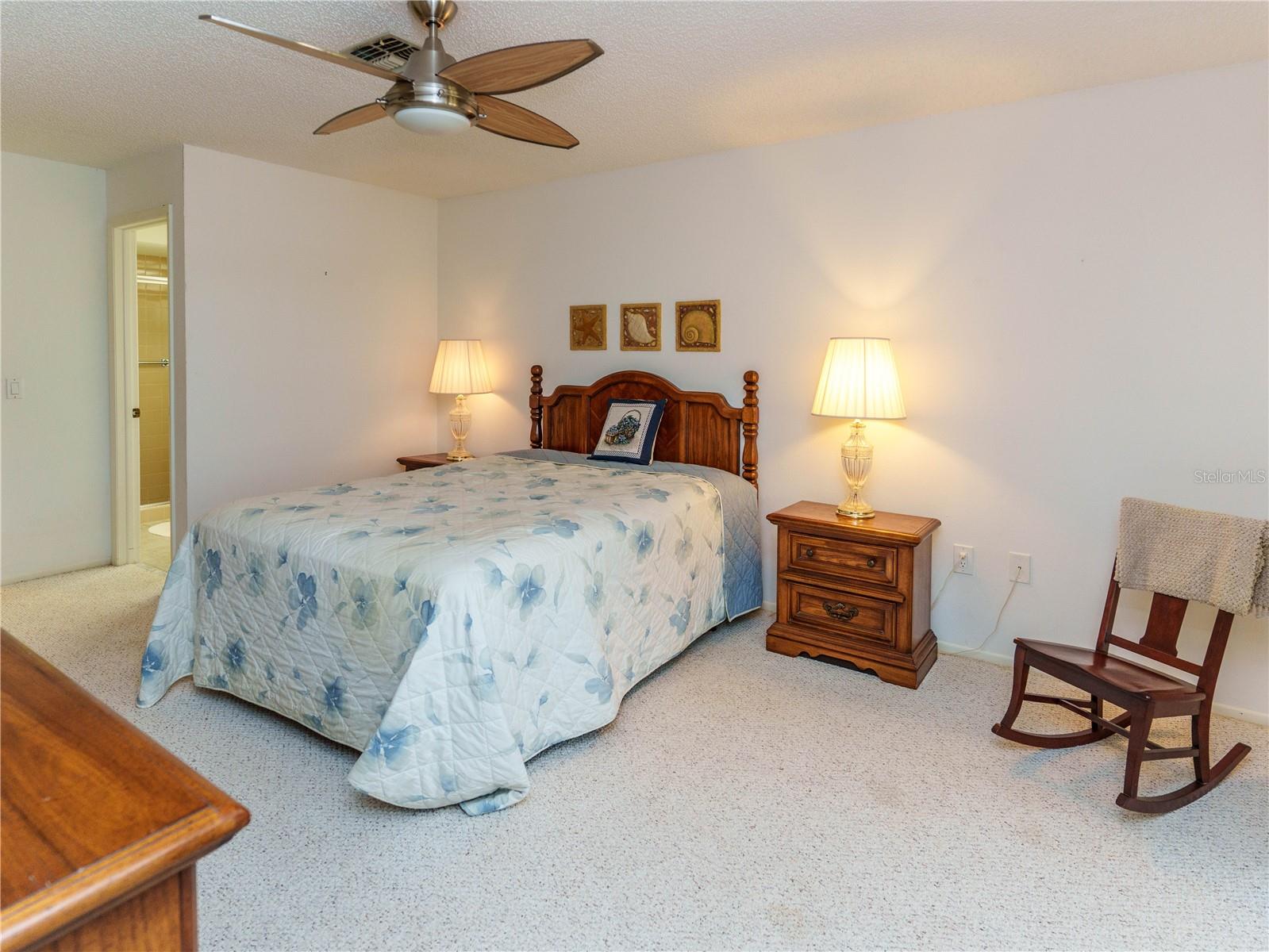 Image 17 of 29 For 8711 Gold Pine Dr