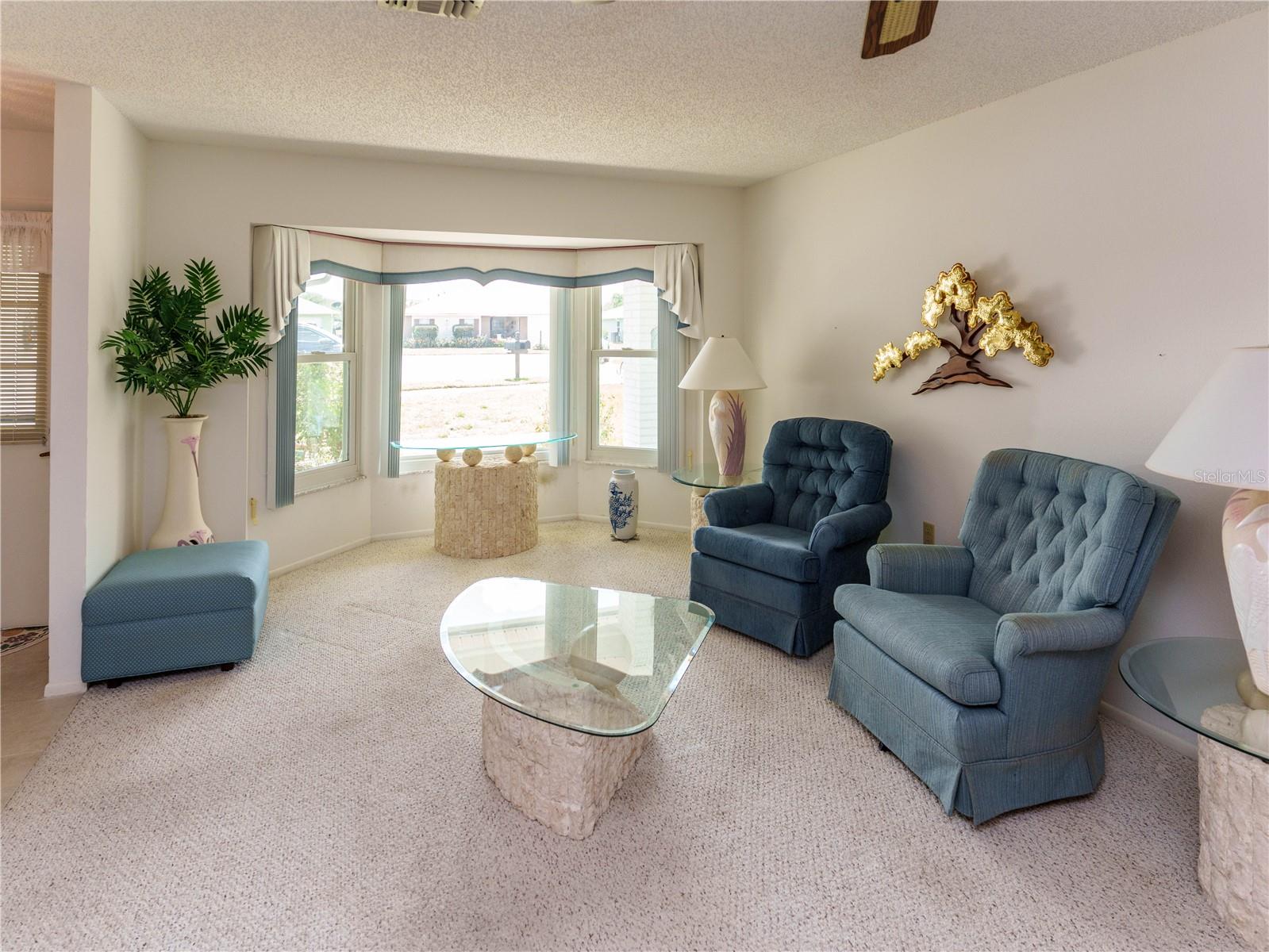 Image 6 of 29 For 8711 Gold Pine Dr