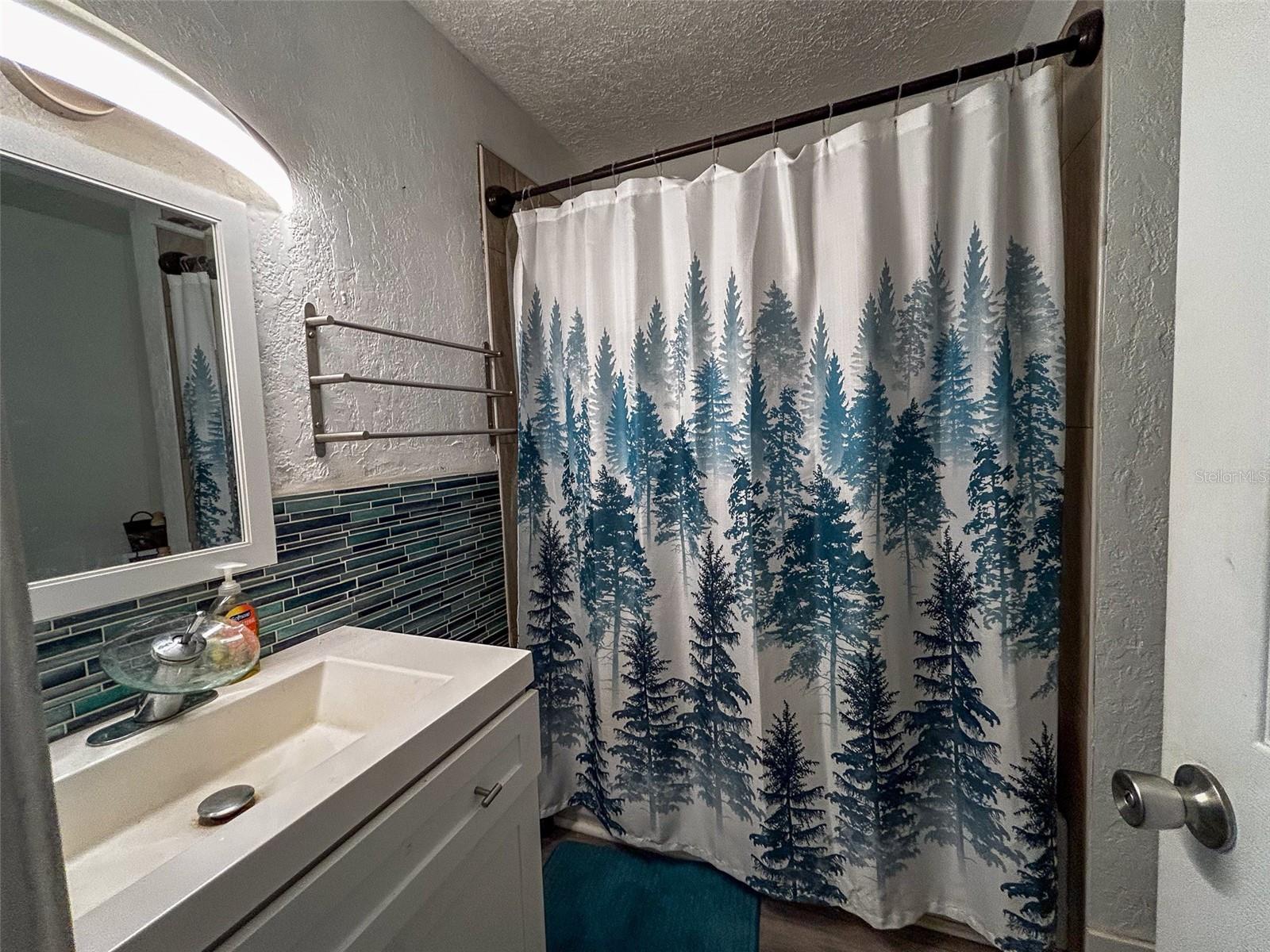 Image 11 of 15 For 39219 5th Avenue