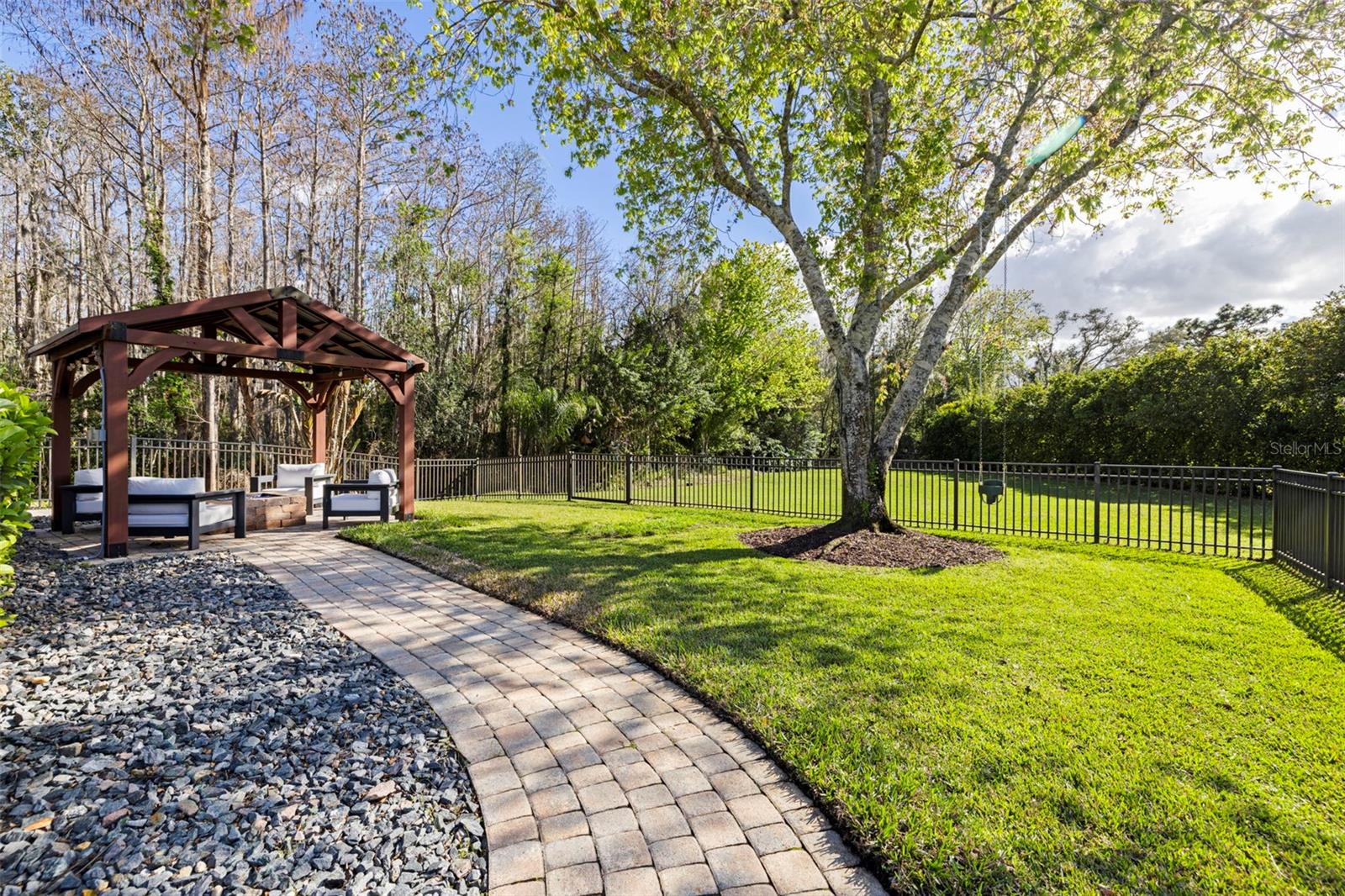 Image 24 of 28 For 2938 Kensington Trace