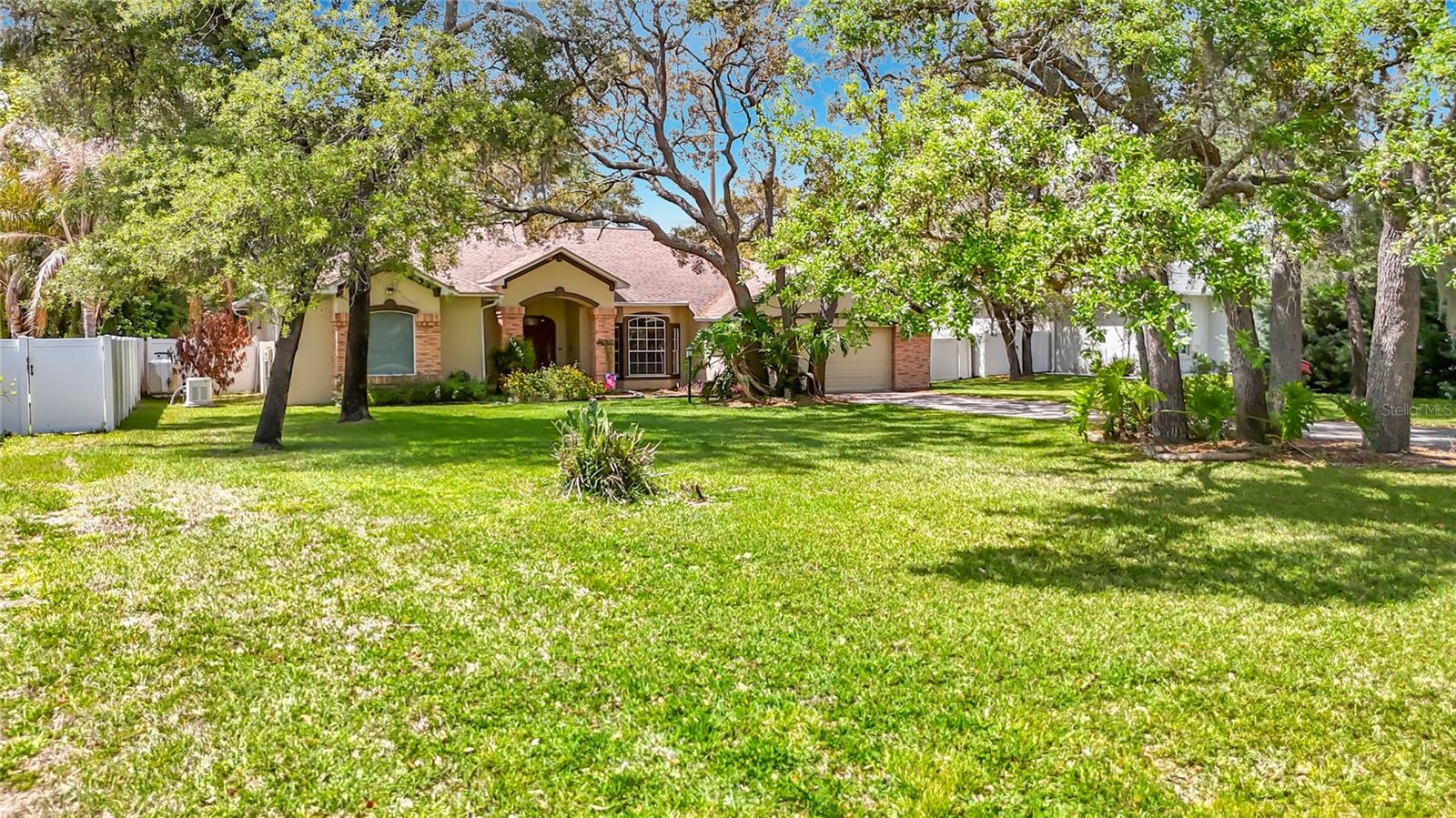 Image 2 of 70 For 2087 Breezy Way