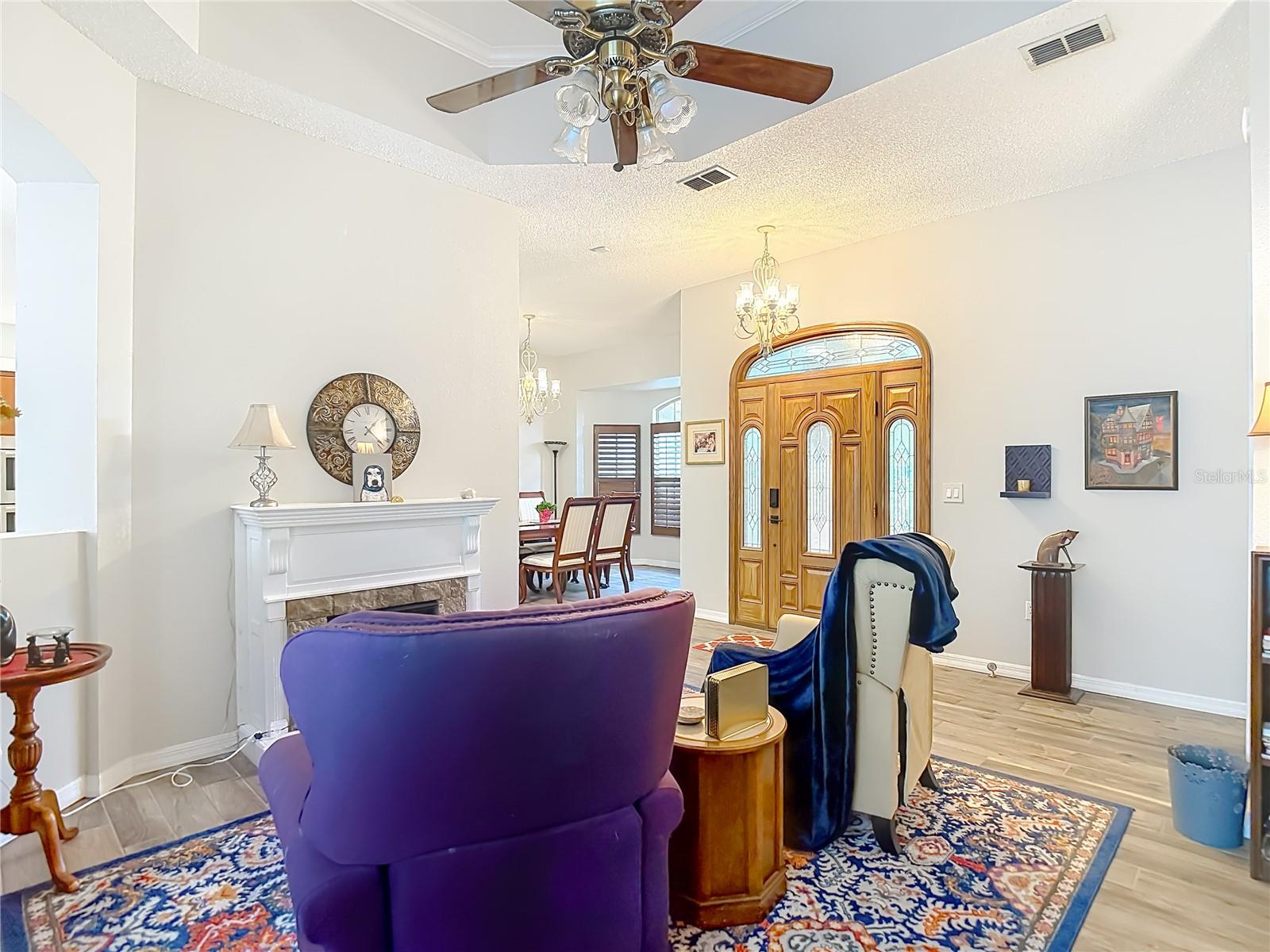 Image 8 of 70 For 2087 Breezy Way