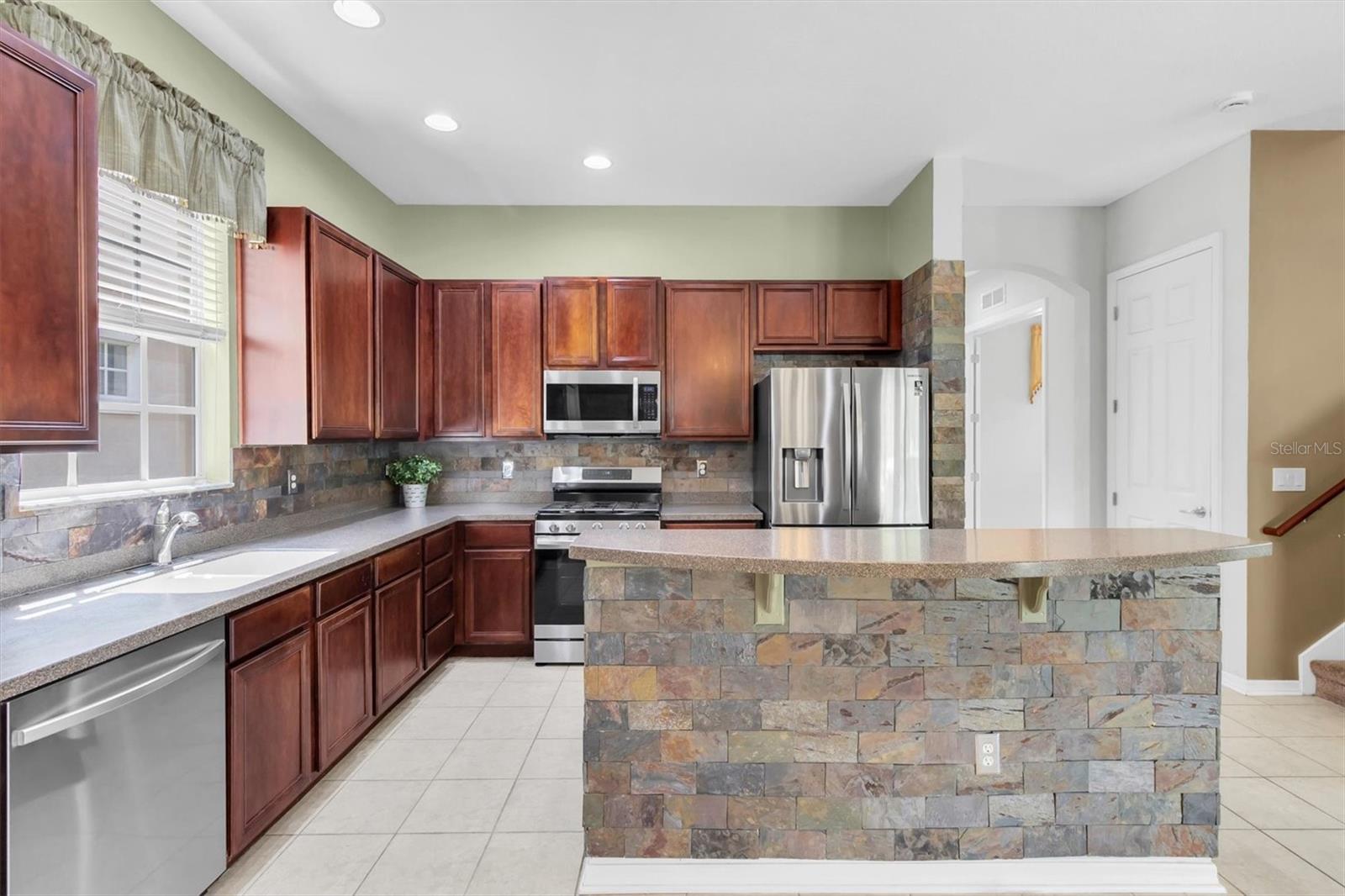 Image 10 of 56 For 3540 Durrance Street