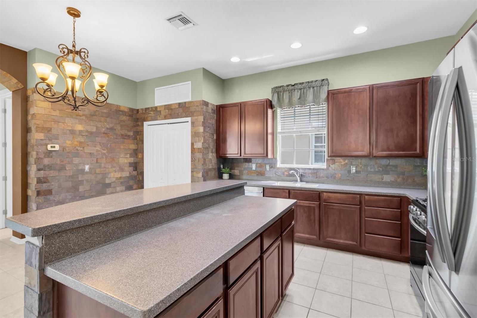 Image 11 of 56 For 3540 Durrance Street