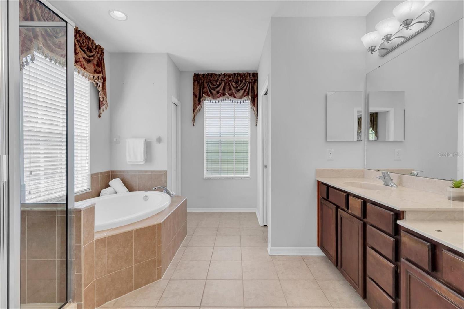 Image 21 of 56 For 3540 Durrance Street