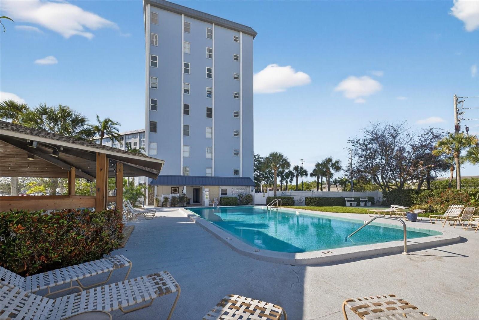 Image 30 of 44 For 4939 Floramar Terrace 710