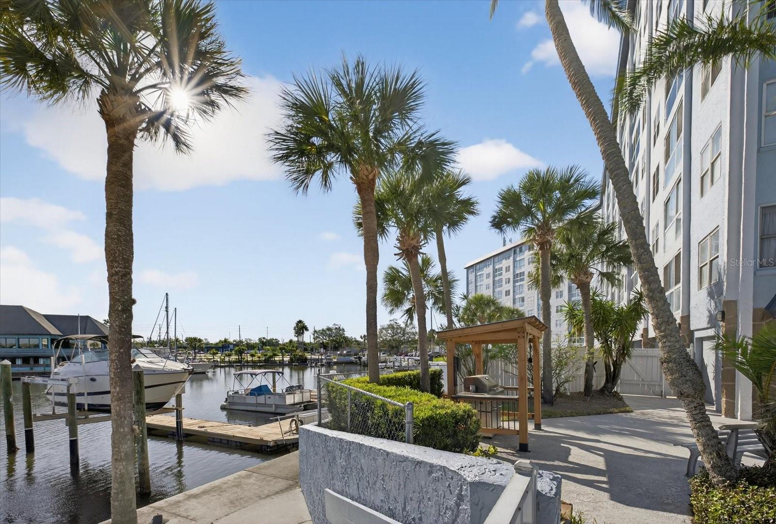 Image 36 of 44 For 4939 Floramar Terrace 710