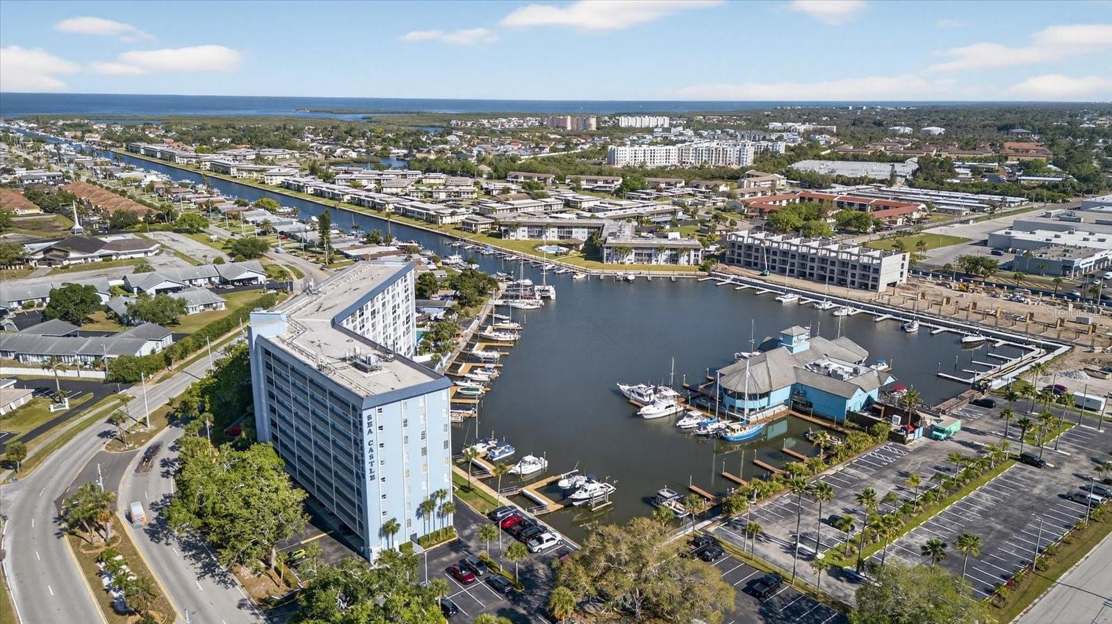 Image 40 of 44 For 4939 Floramar Terrace 710